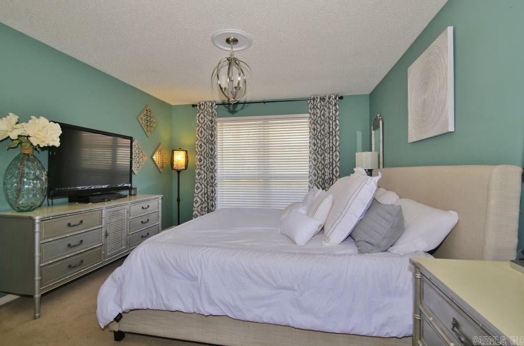 PARKWAY PLACE - Residential