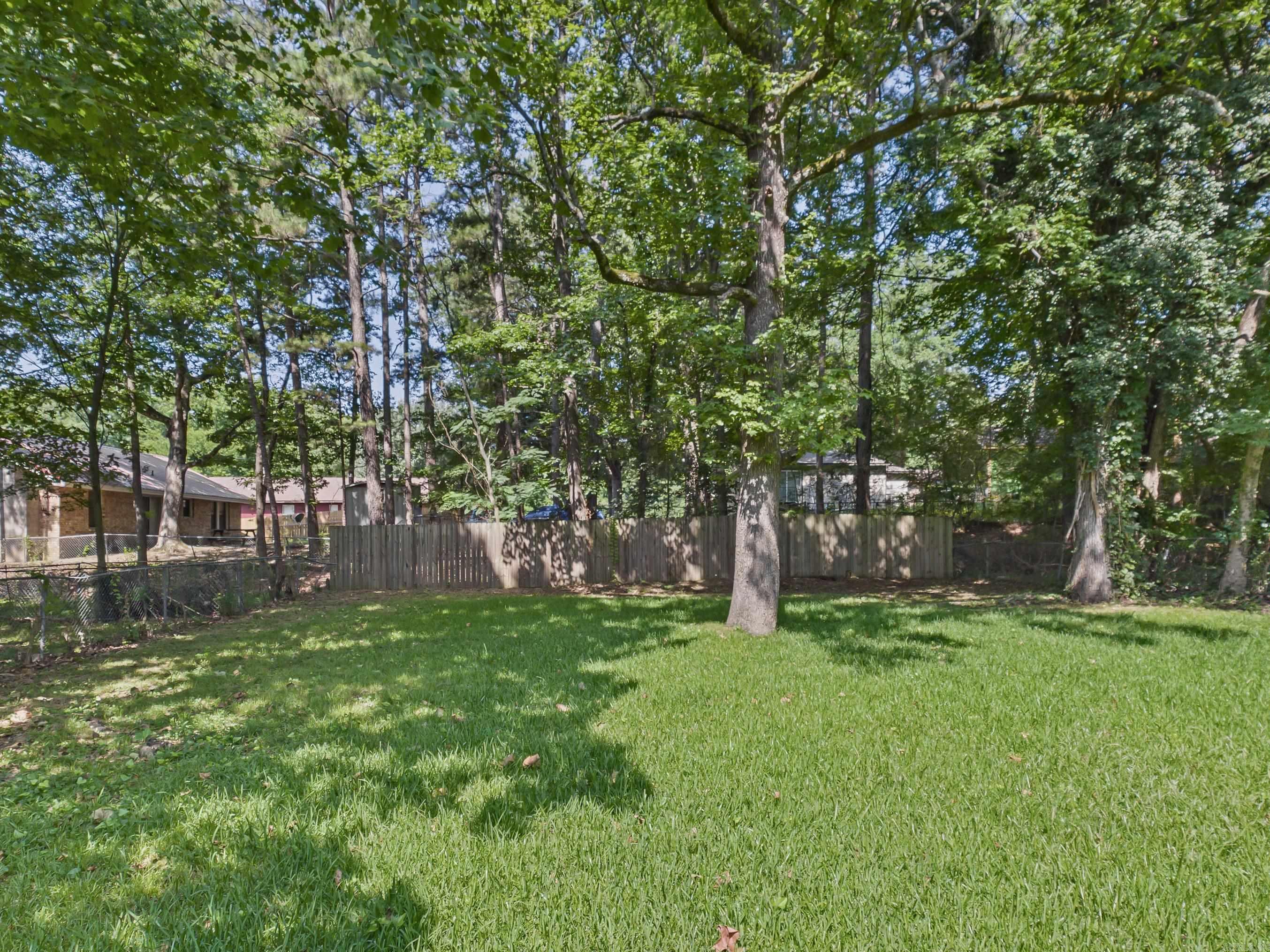 BARROW JOHN - Residential