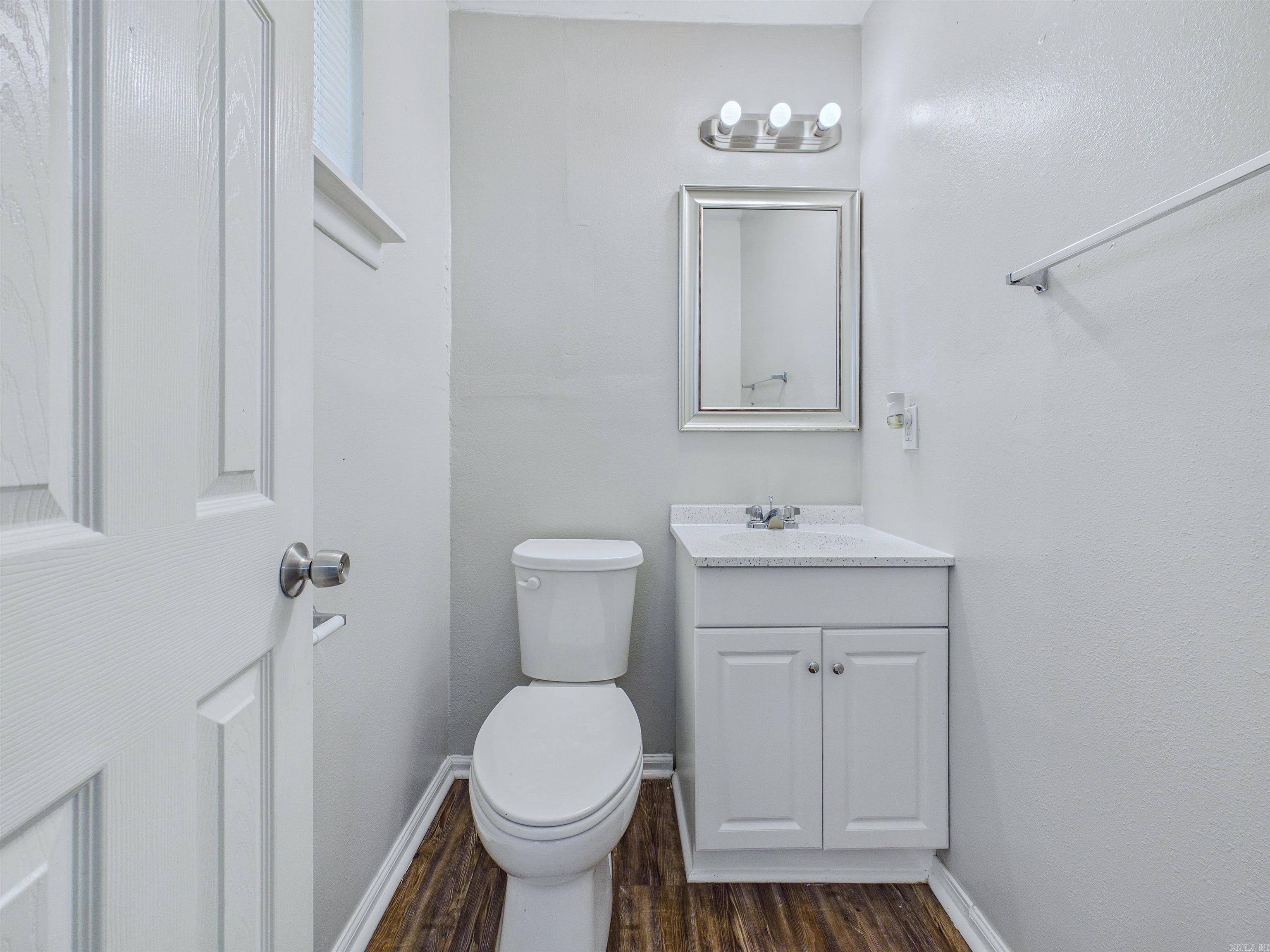 BARROW JOHN - Residential