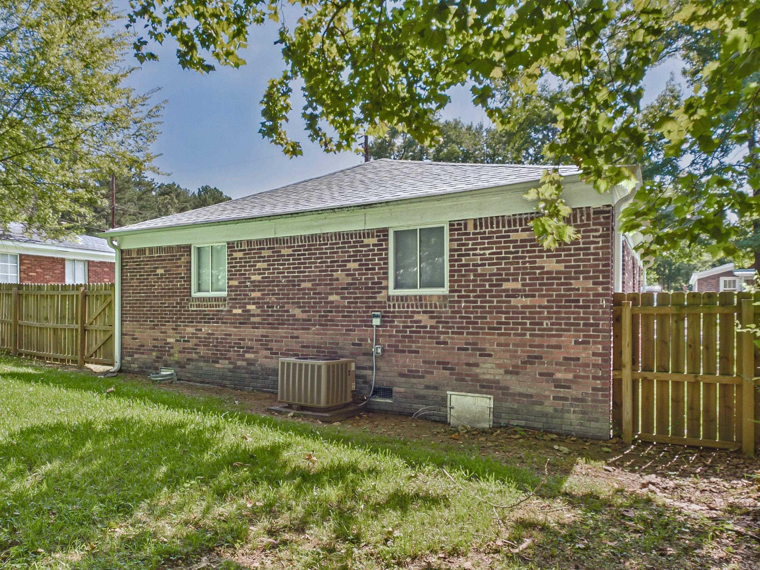 BARROW JOHN - Residential
