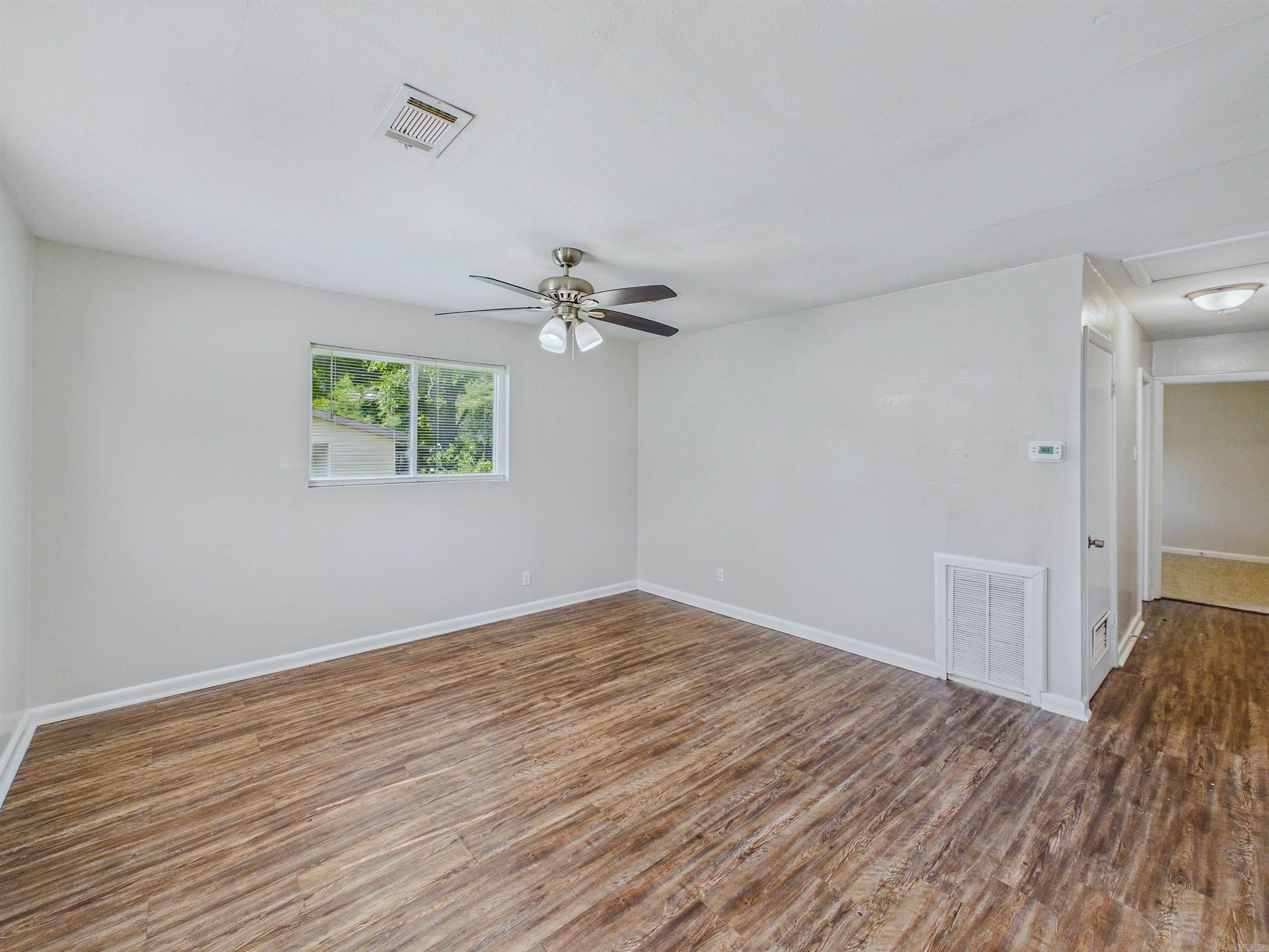 BARROW JOHN - Residential