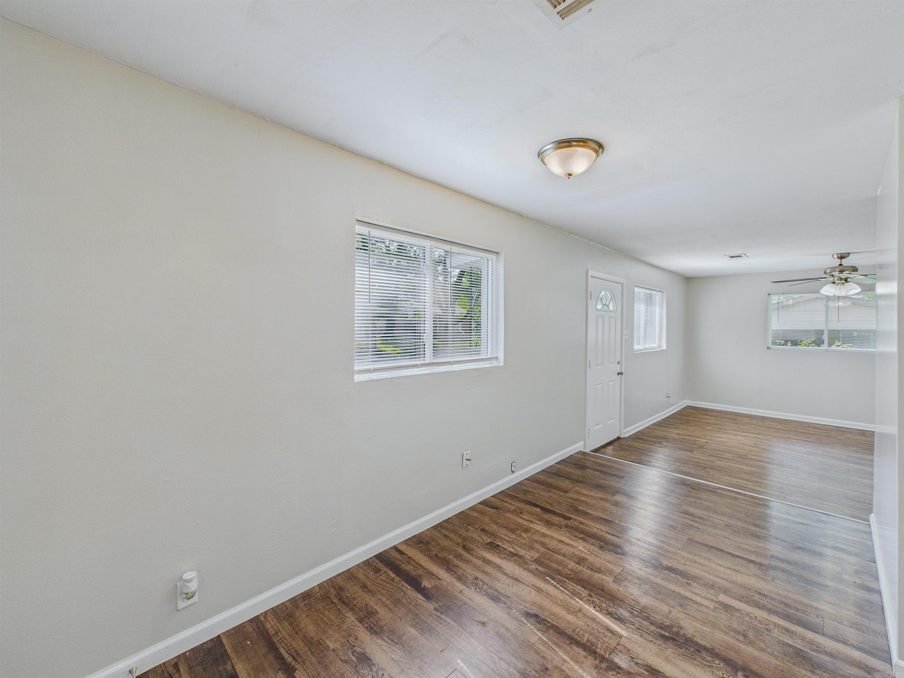 BARROW JOHN - Residential