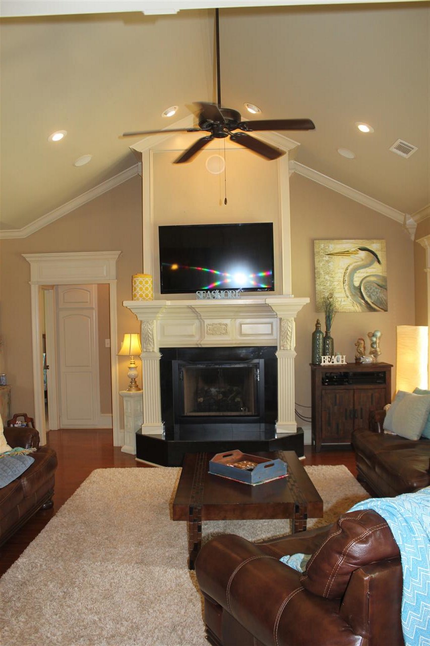 GREYSTONE - Residential