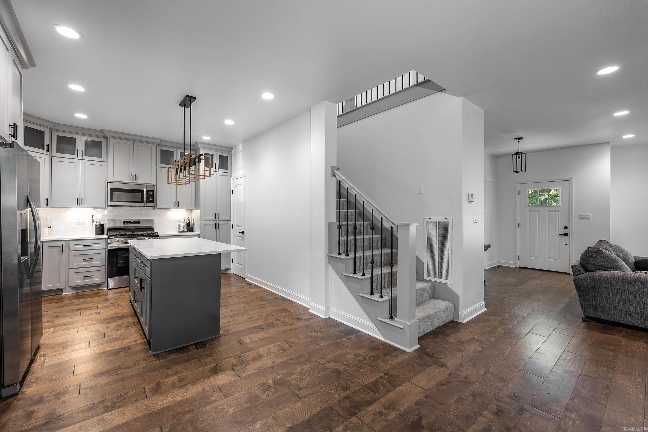 RAPLEY EST - Residential