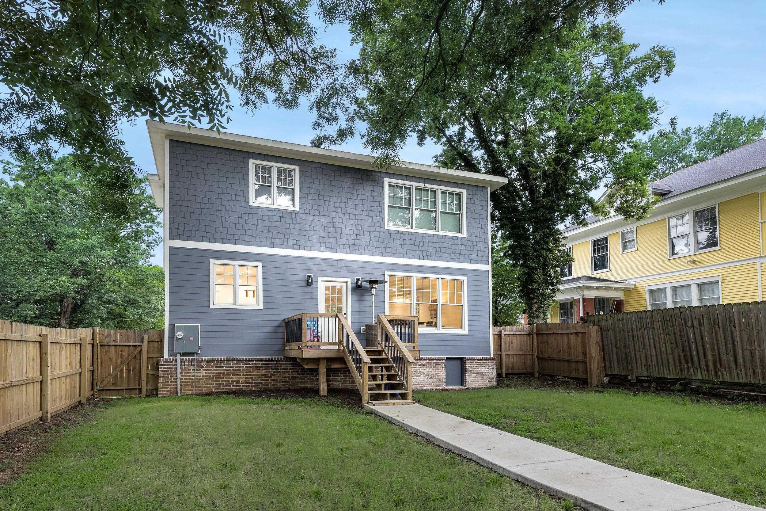 RAPLEY EST - Residential
