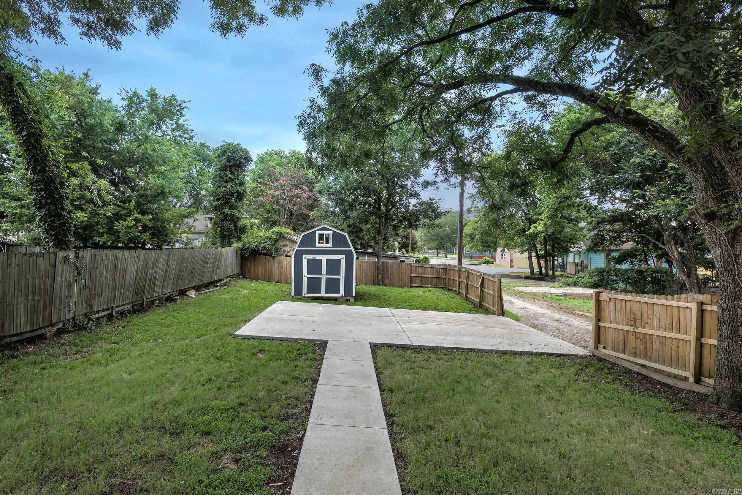 RAPLEY EST - Residential