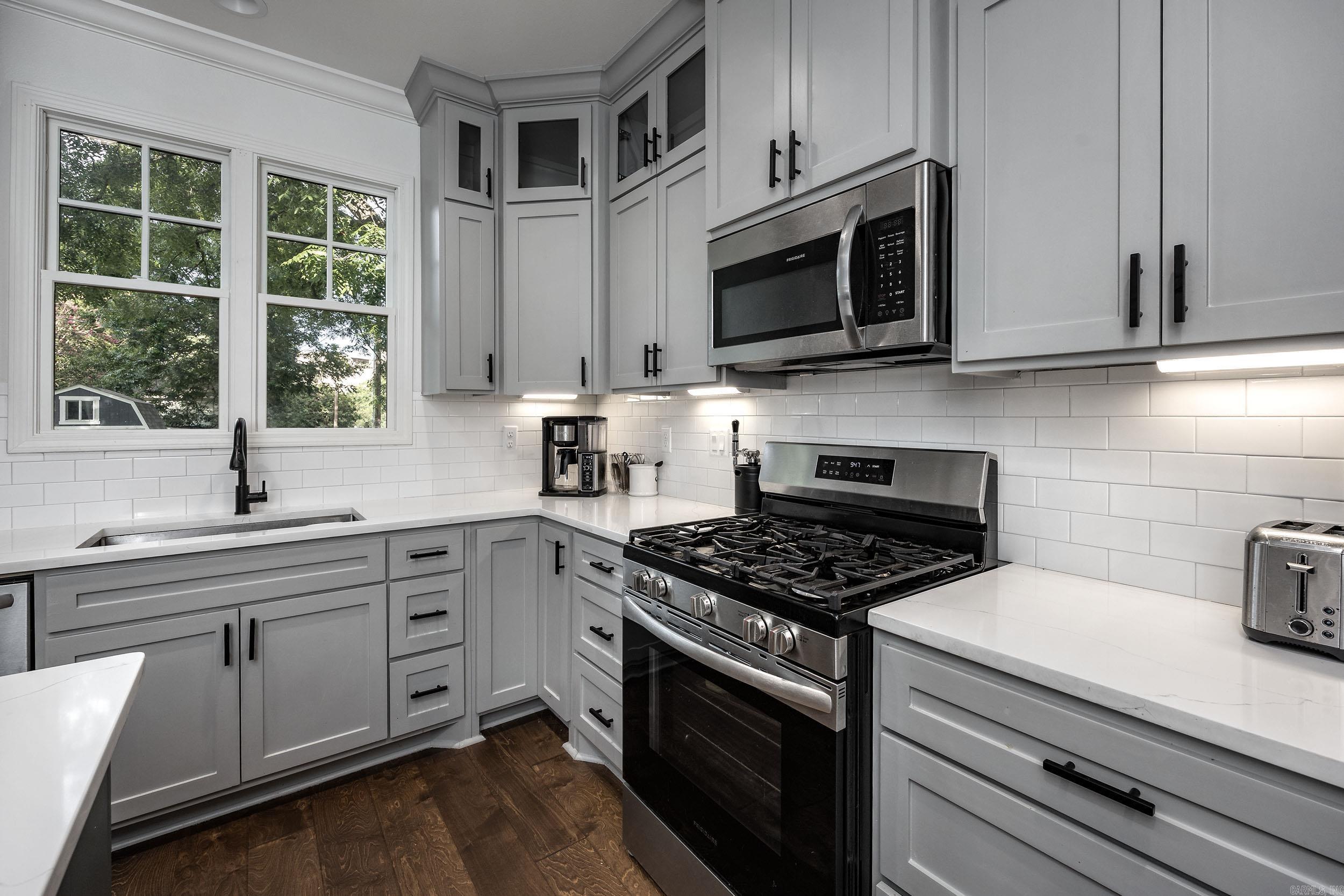 RAPLEY EST - Residential