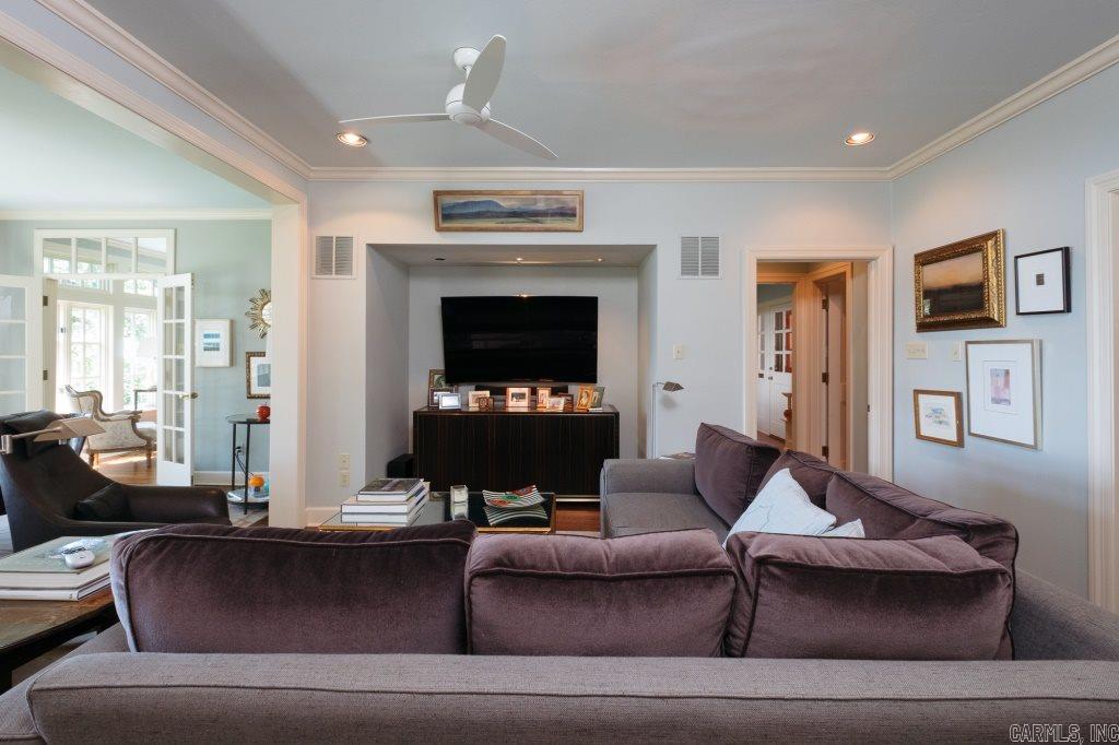 EDGEHILL - Residential