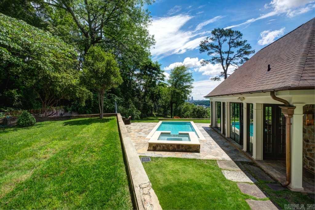 EDGEHILL - Residential