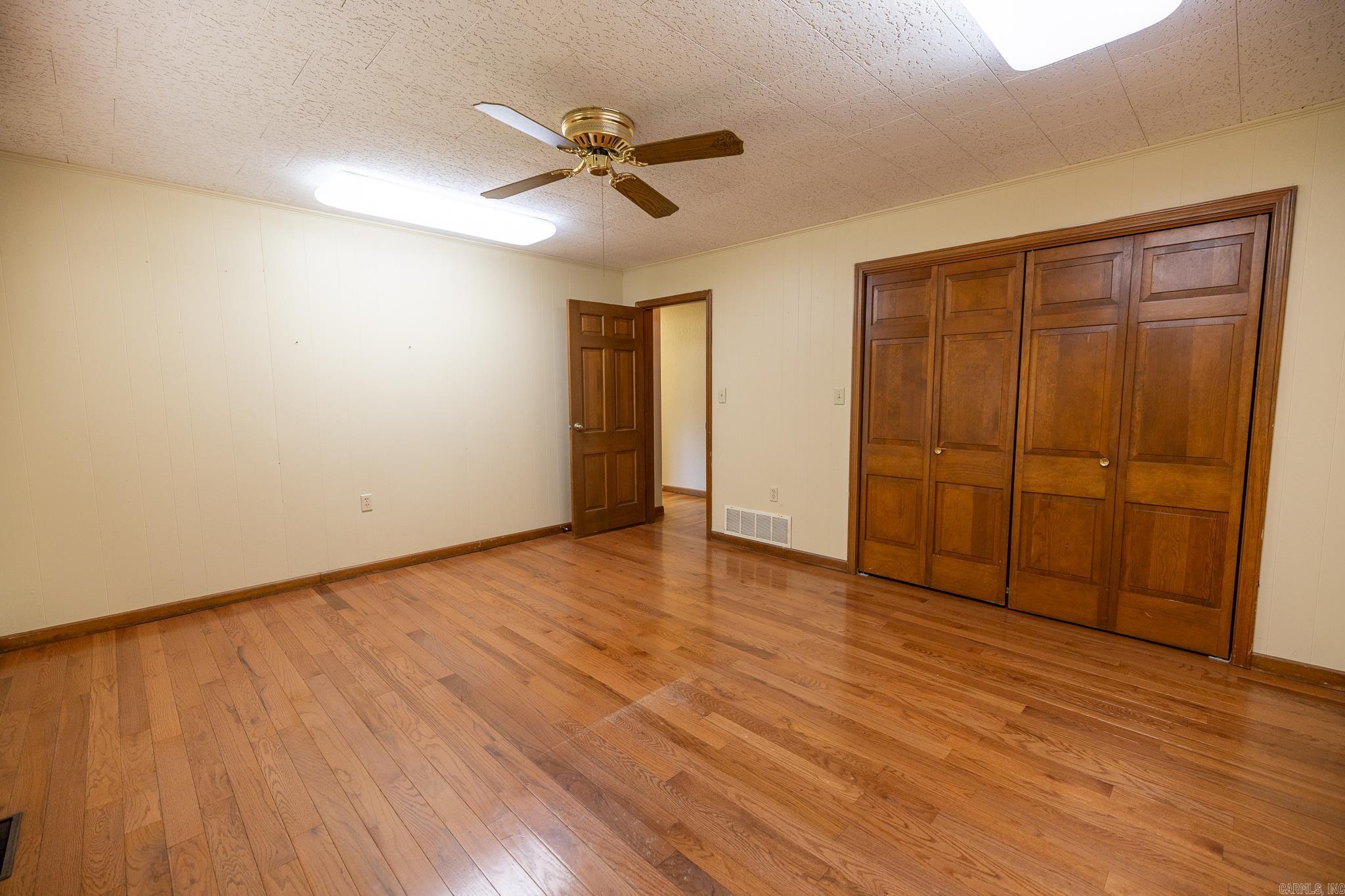 M&B PIGGOTT 2-20-8 - Residential