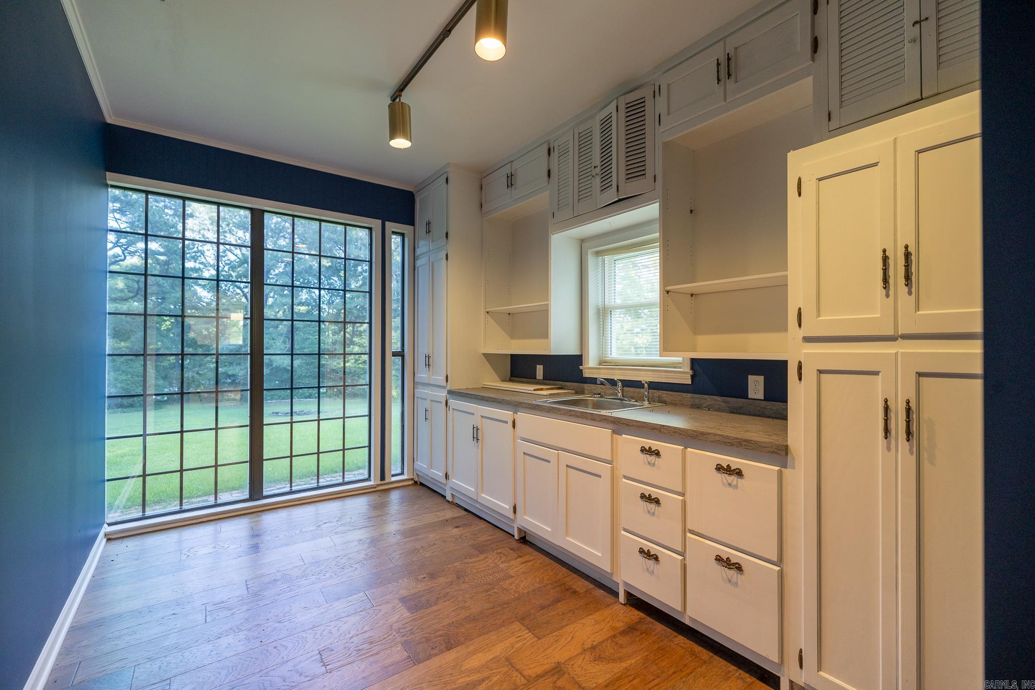 M&B PIGGOTT 2-20-8 - Residential