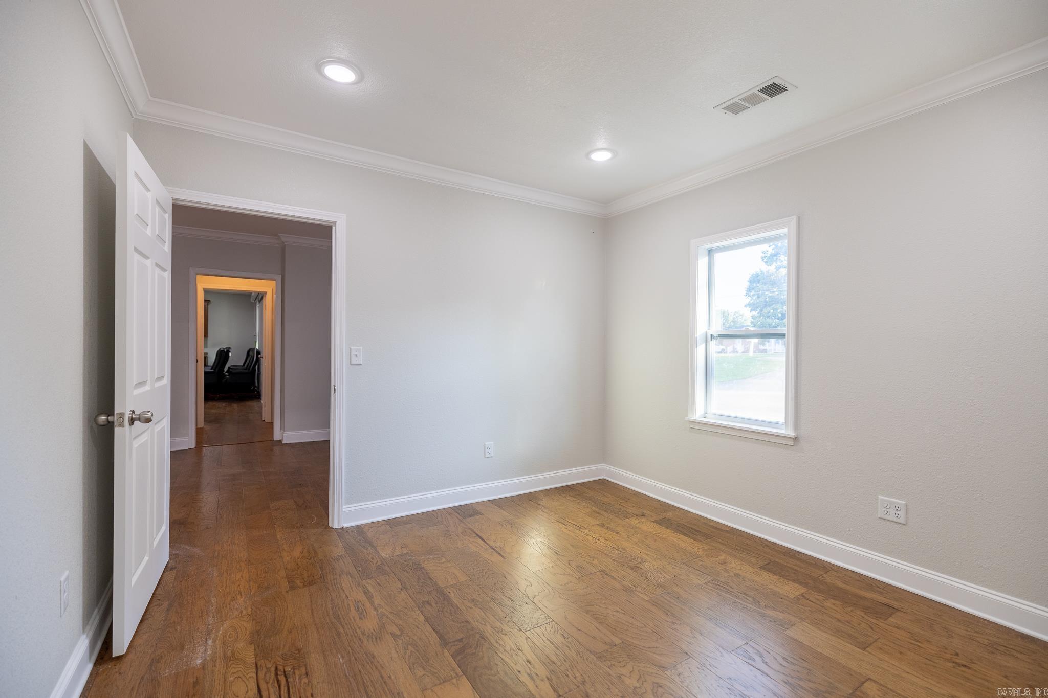 M&B PIGGOTT 2-20-8 - Residential