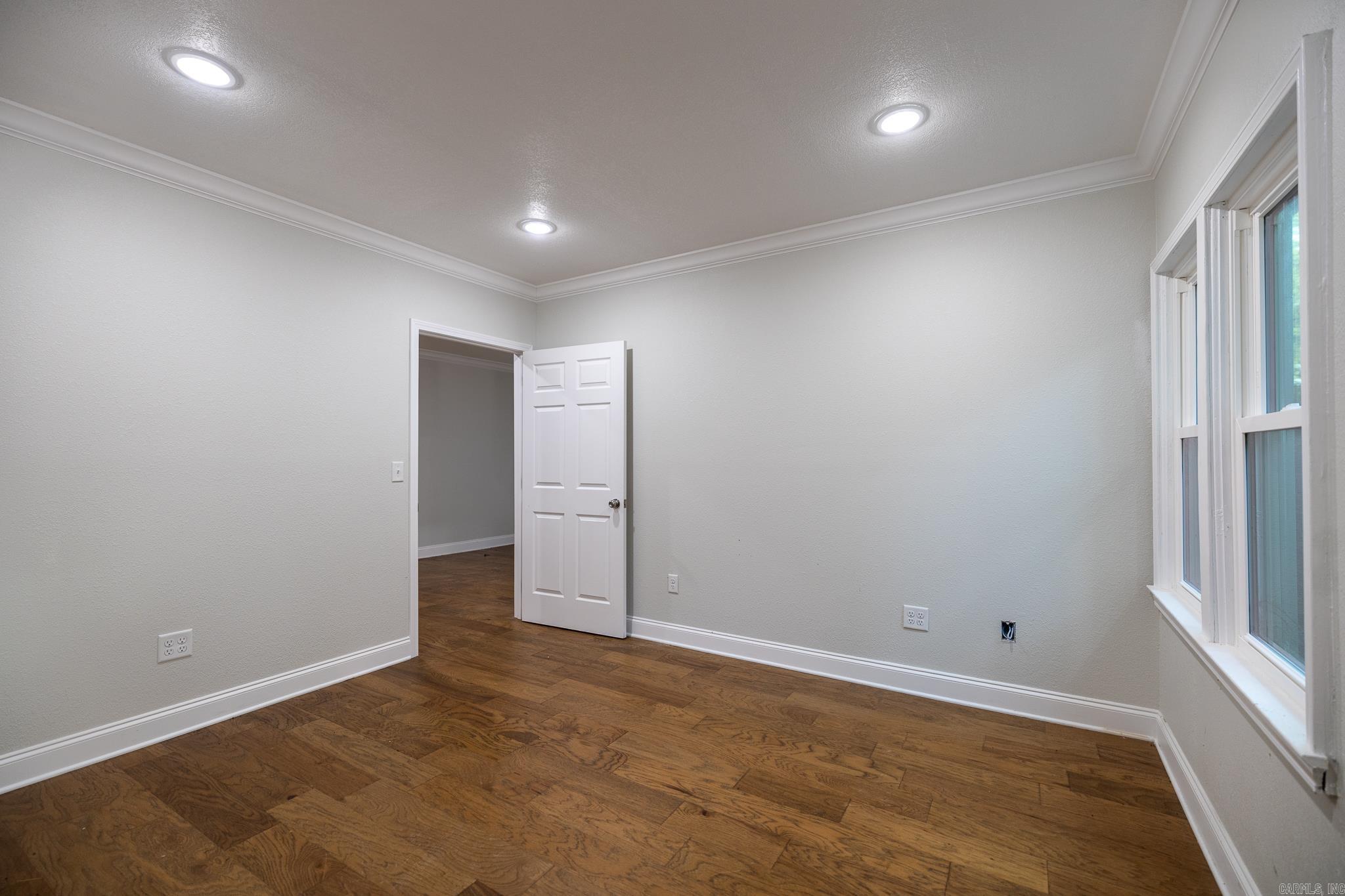 M&B PIGGOTT 2-20-8 - Residential