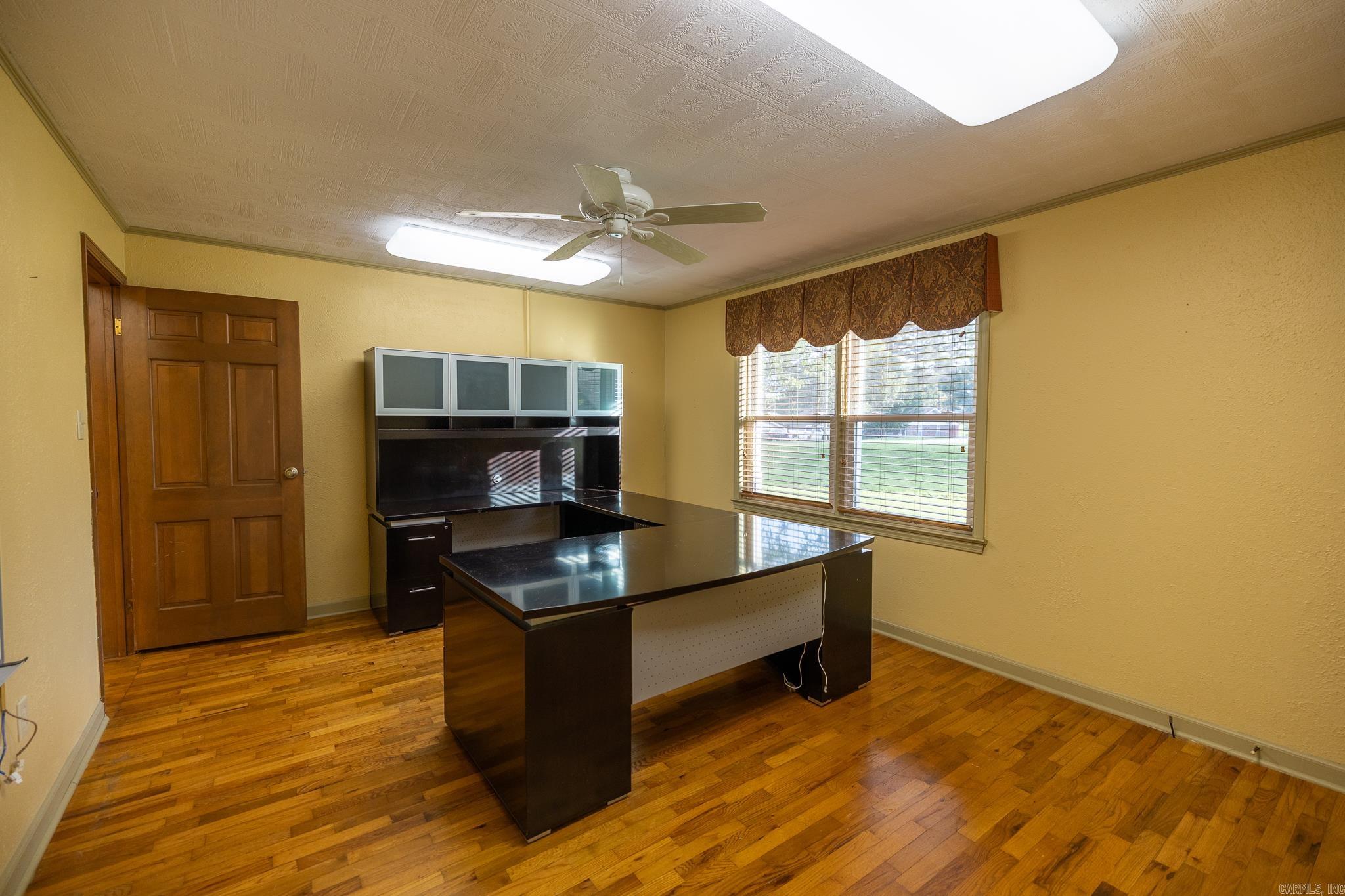 M&B PIGGOTT 2-20-8 - Residential