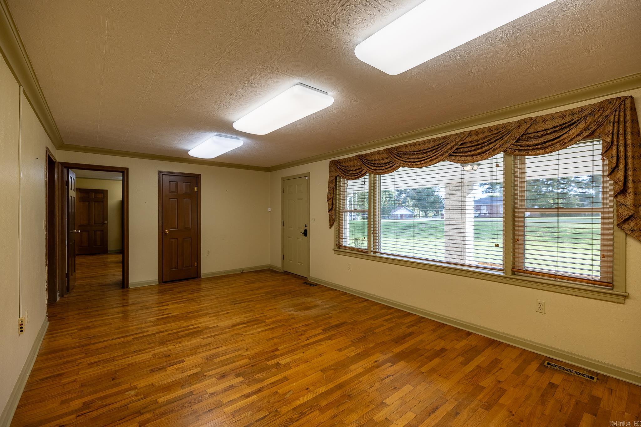 M&B PIGGOTT 2-20-8 - Residential