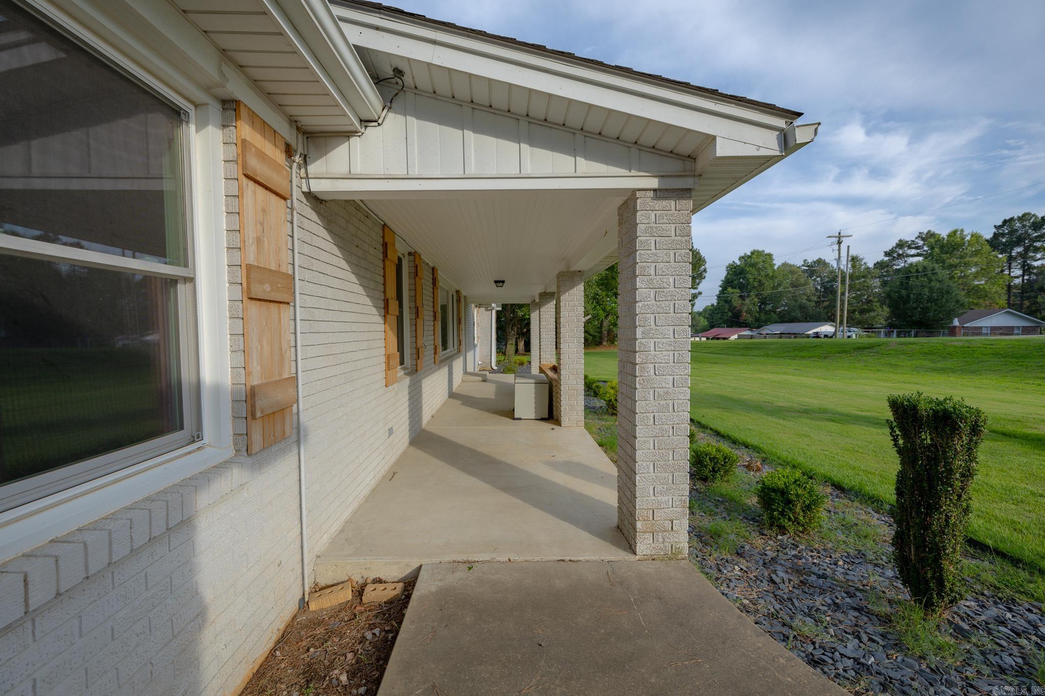 M&B PIGGOTT 2-20-8 - Residential