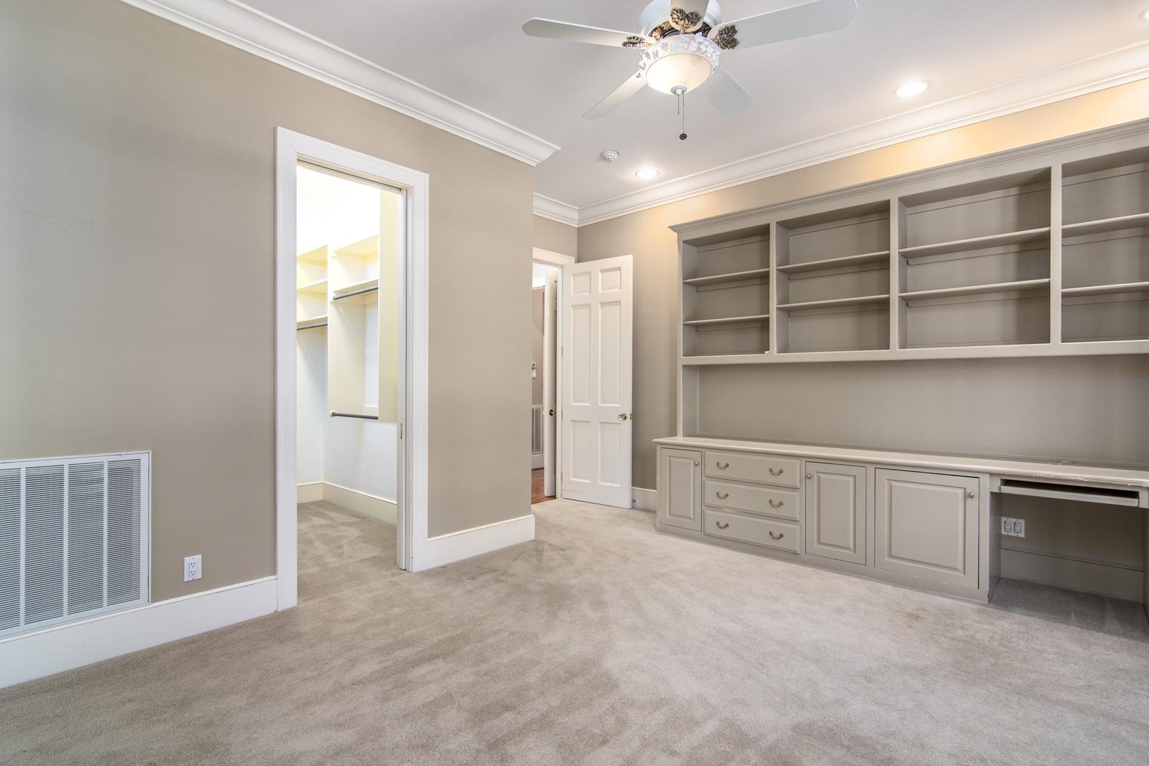 HICKORY CREEK - Residential
