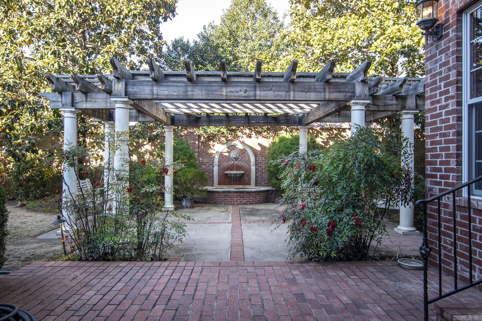 HICKORY CREEK - Residential