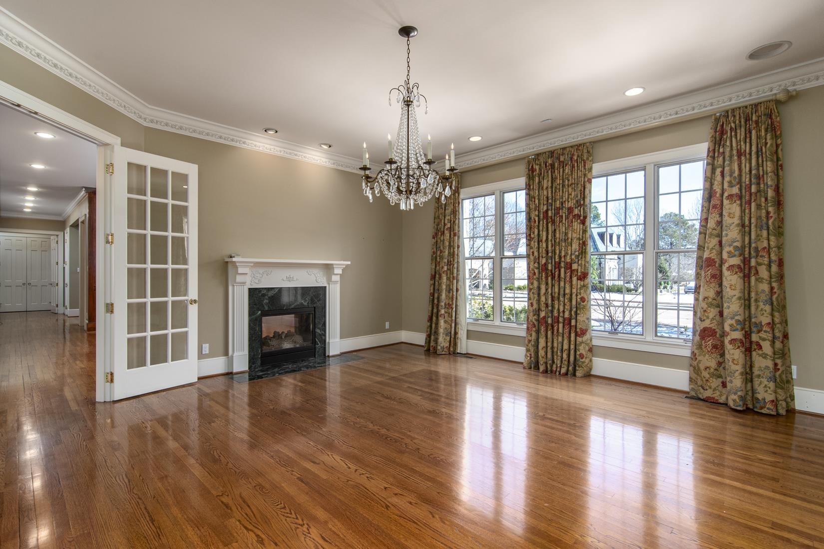 HICKORY CREEK - Residential