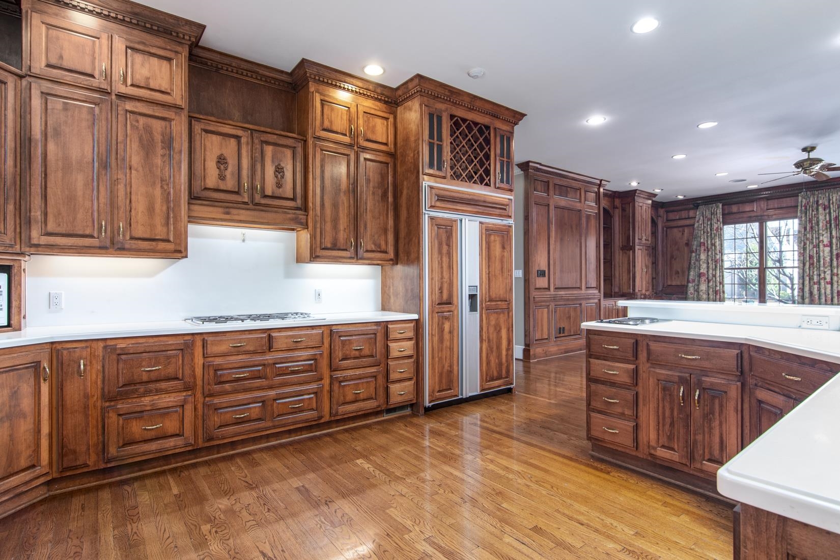 HICKORY CREEK - Residential