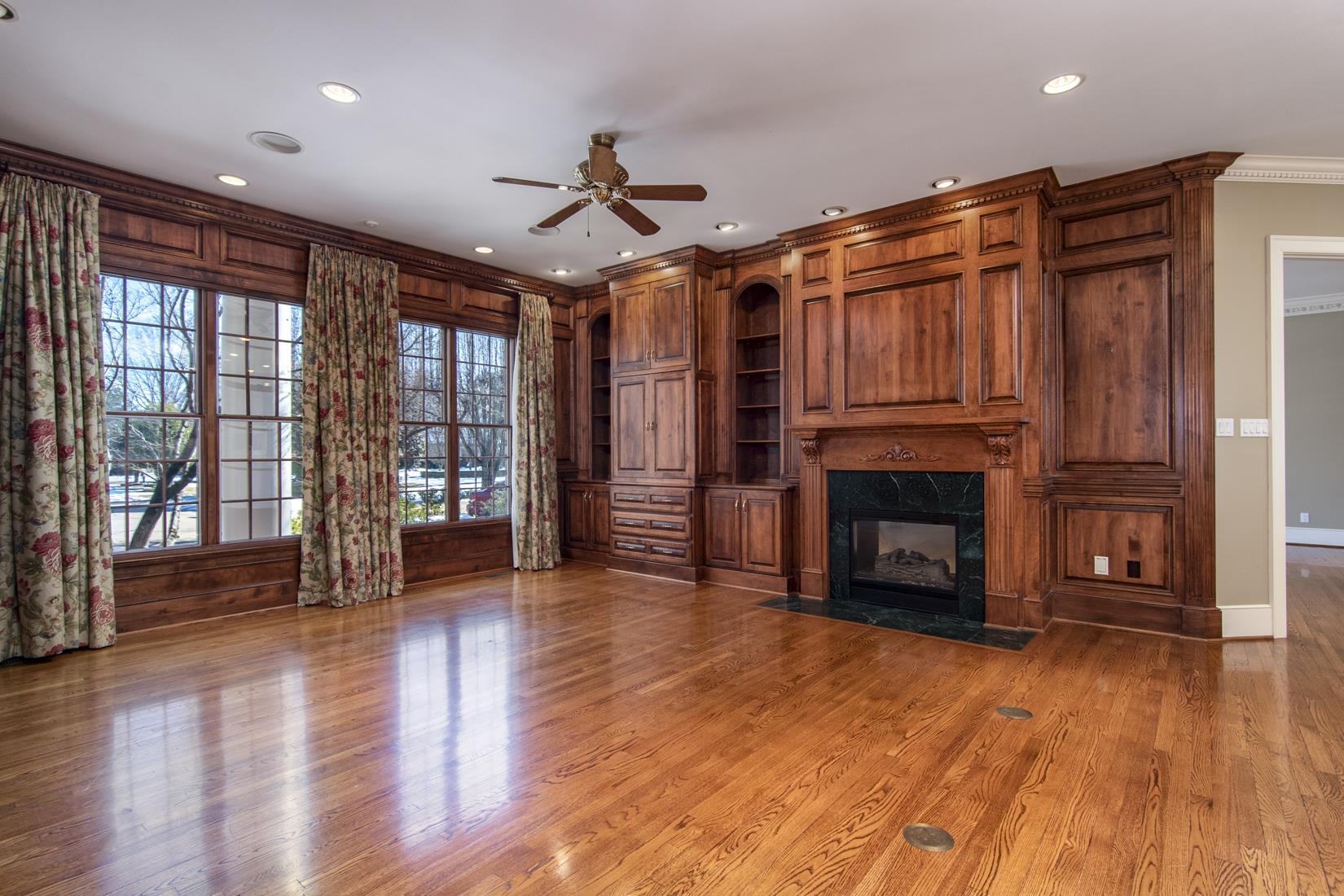 HICKORY CREEK - Residential