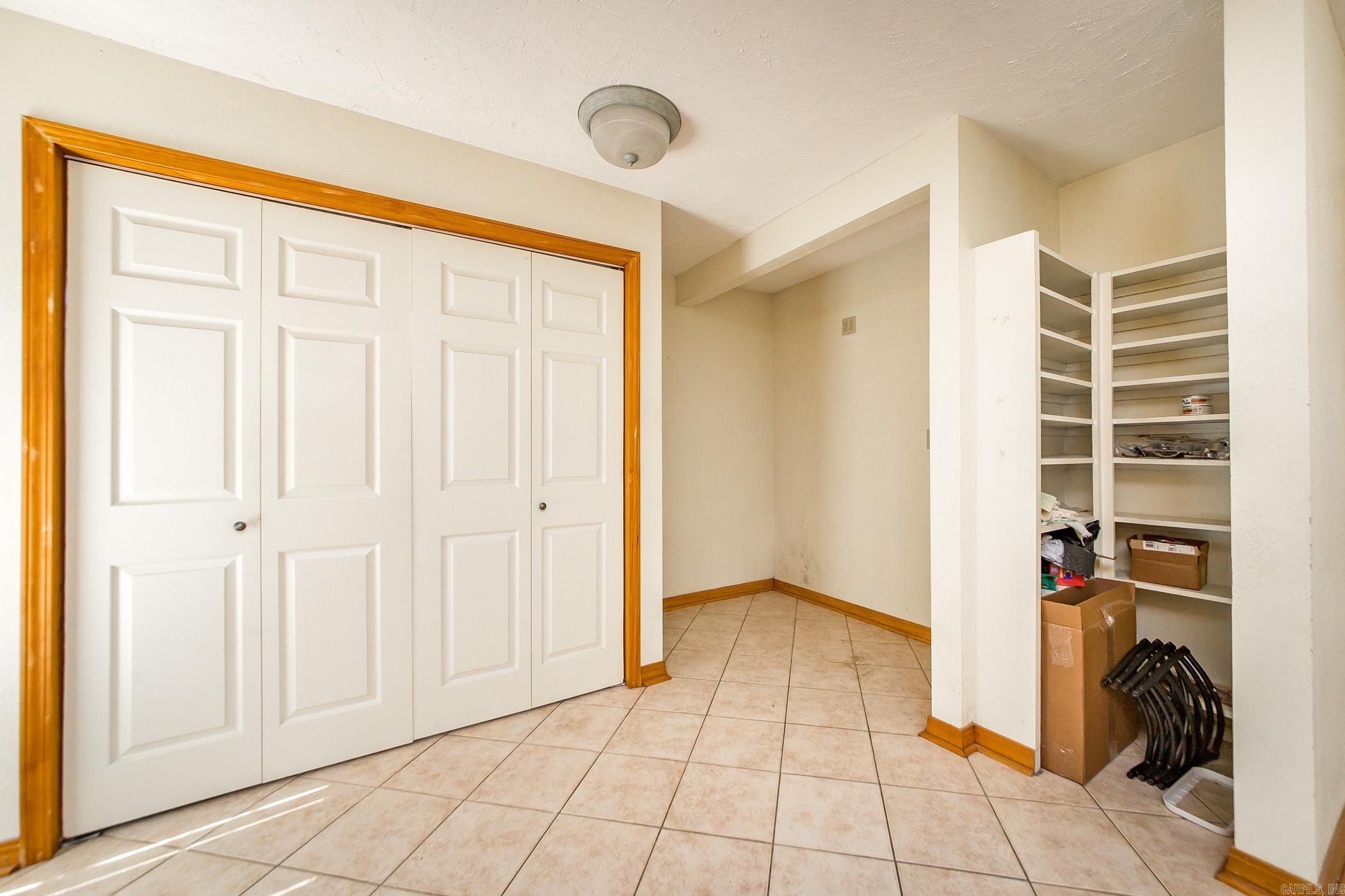 Country Club II - Residential
