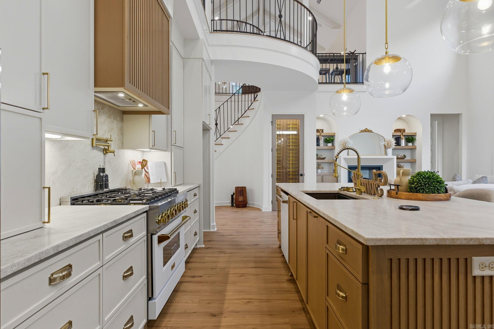 CHENAL VALLEY ABINGTON COURT - Residential