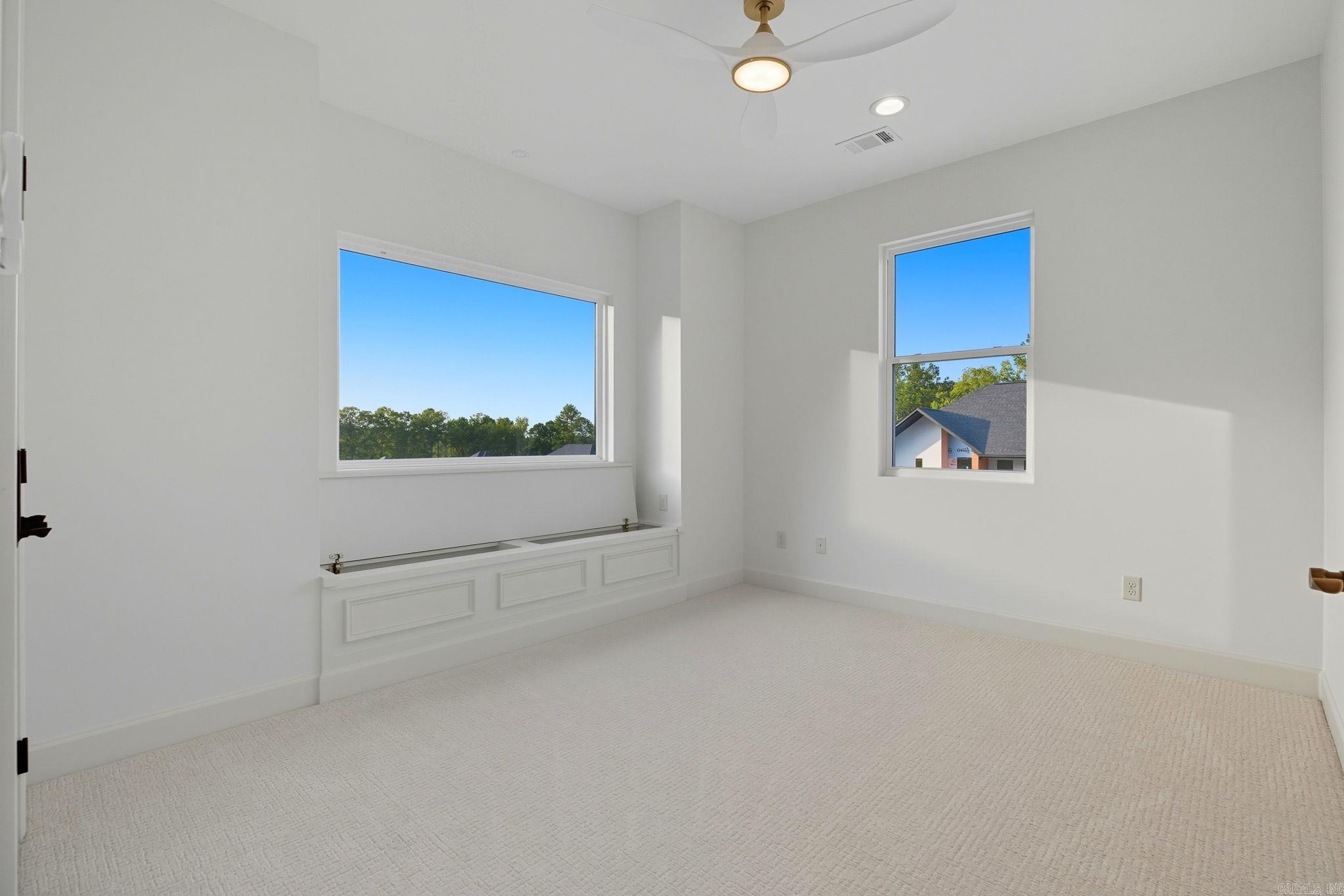 CHENAL VALLEY ABINGTON COURT - Residential