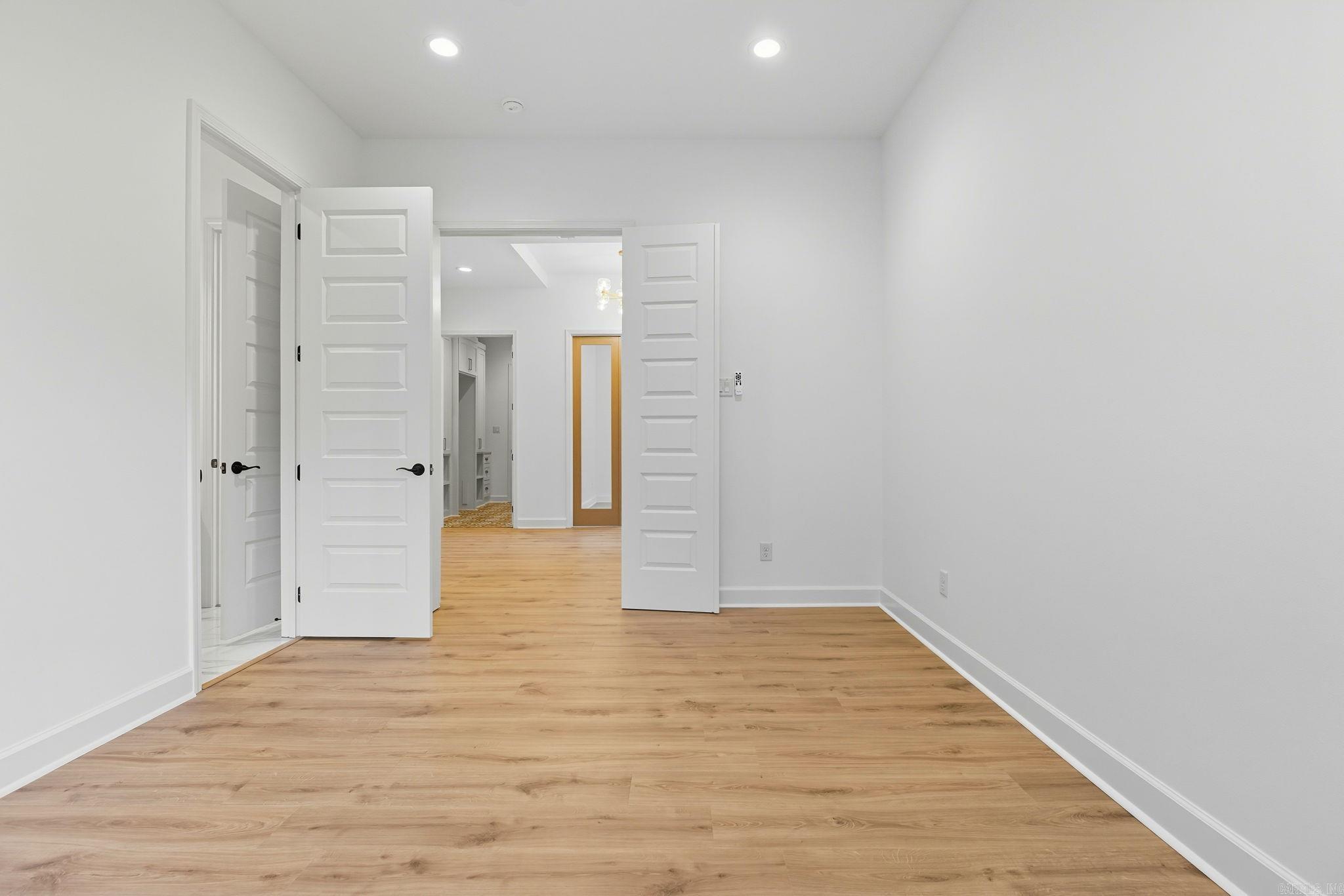 CHENAL VALLEY ABINGTON COURT - Residential