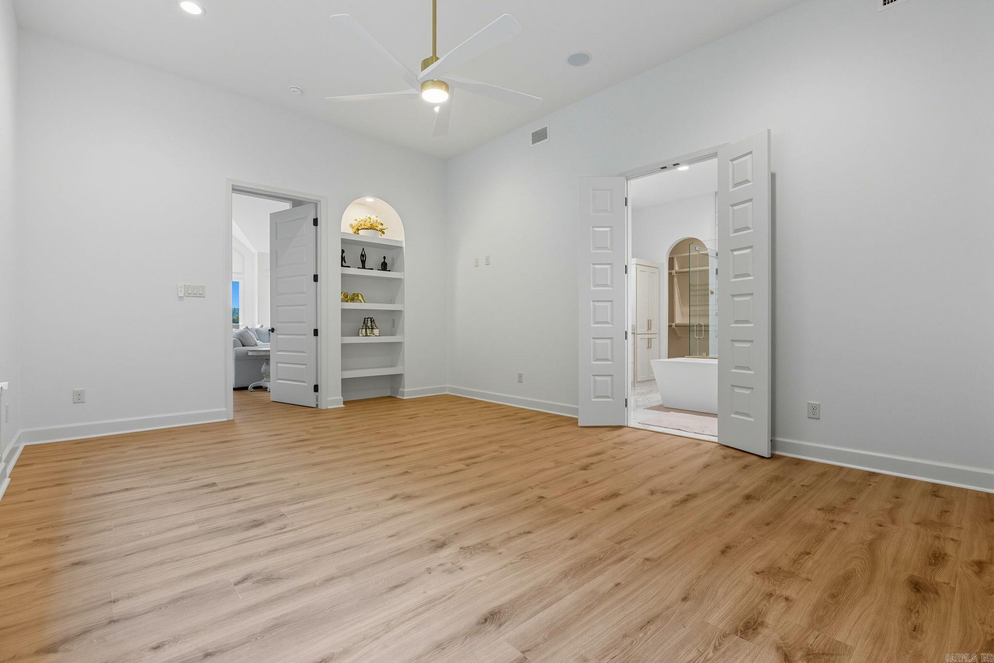 CHENAL VALLEY ABINGTON COURT - Residential