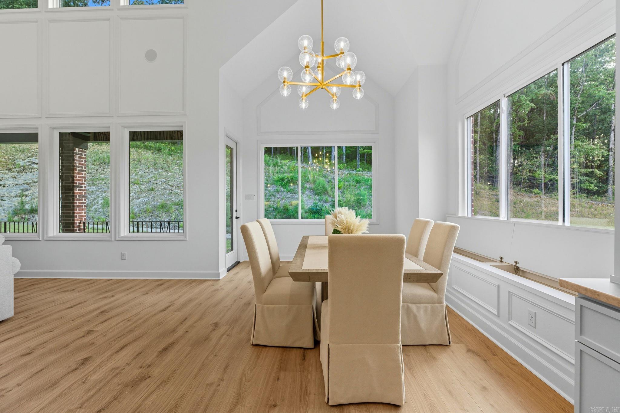 CHENAL VALLEY ABINGTON COURT - Residential