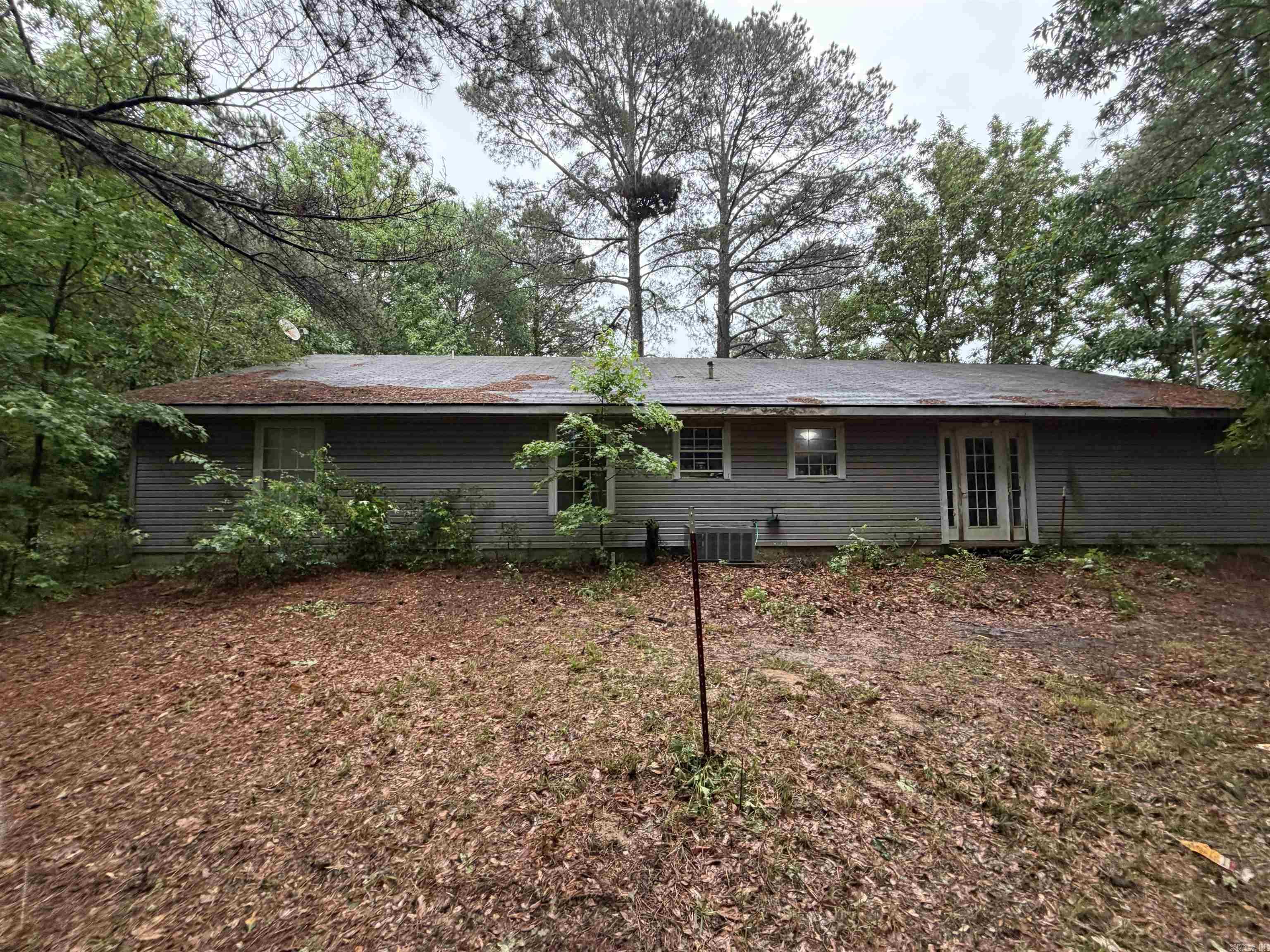 Looking for country living with room to grow? This property offers a great opportunity to enjoy the peace and privacy of rural Arkansas while adding your own personal touches. Situated on a generous parcel of land, there's plenty of space for enjoying the outdoors. The home is perfect for the DIY fans or for buyers looking for a light fixer-upper with potential. Whether you're searching for a homestead, investment opportunity, or a place to create your own dream country retreat, this property offers endless possibilities. Don't miss your chance to own acreage and make it your own in the quiet community of Delight.