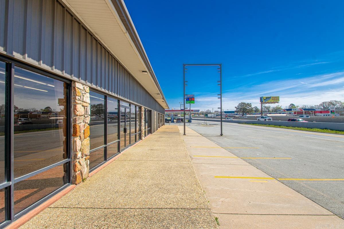 Troutt - Commercial Sale