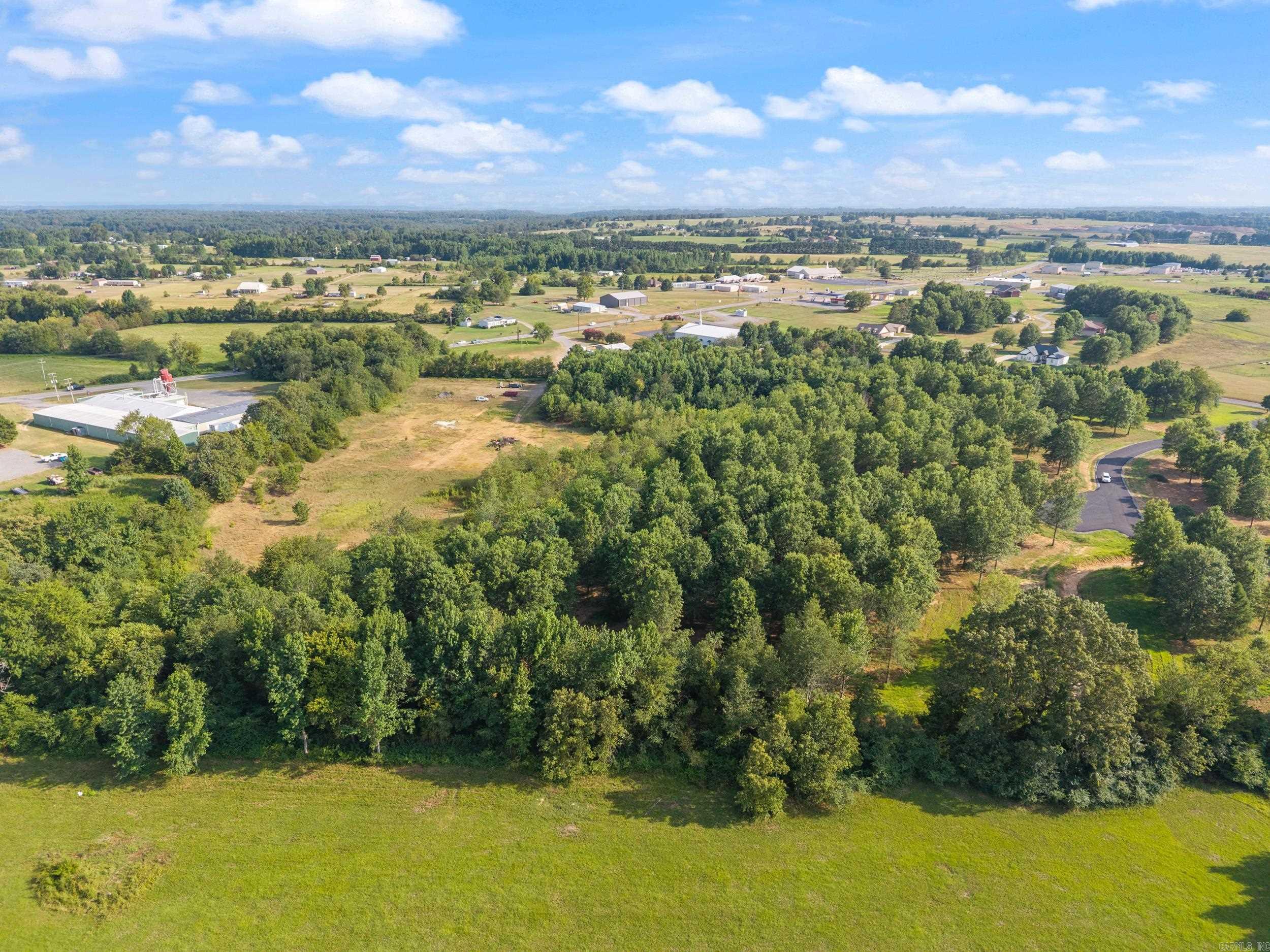 Win Meadow - Land