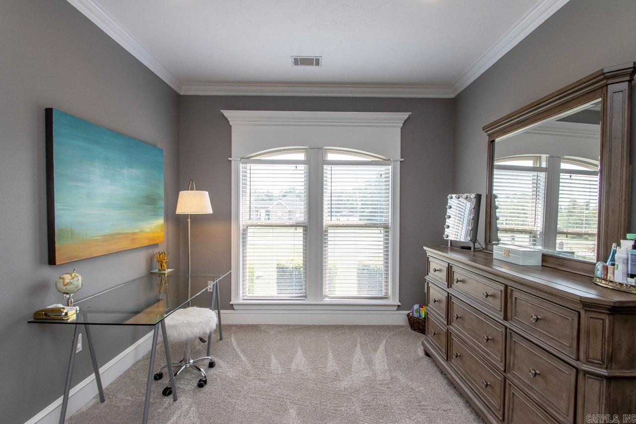 SHADOW VALLEY - Residential