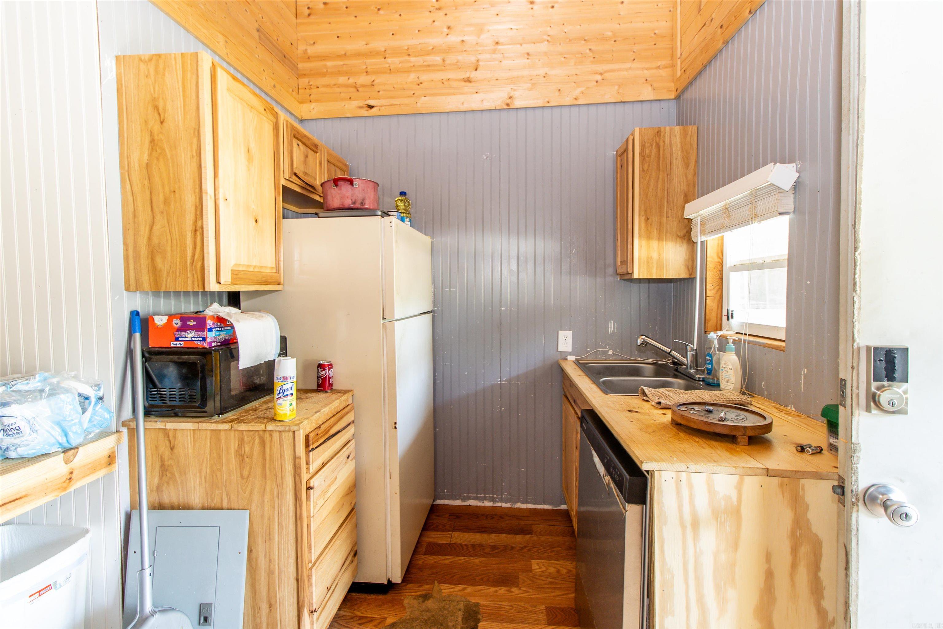 NIXON ADDN - Residential