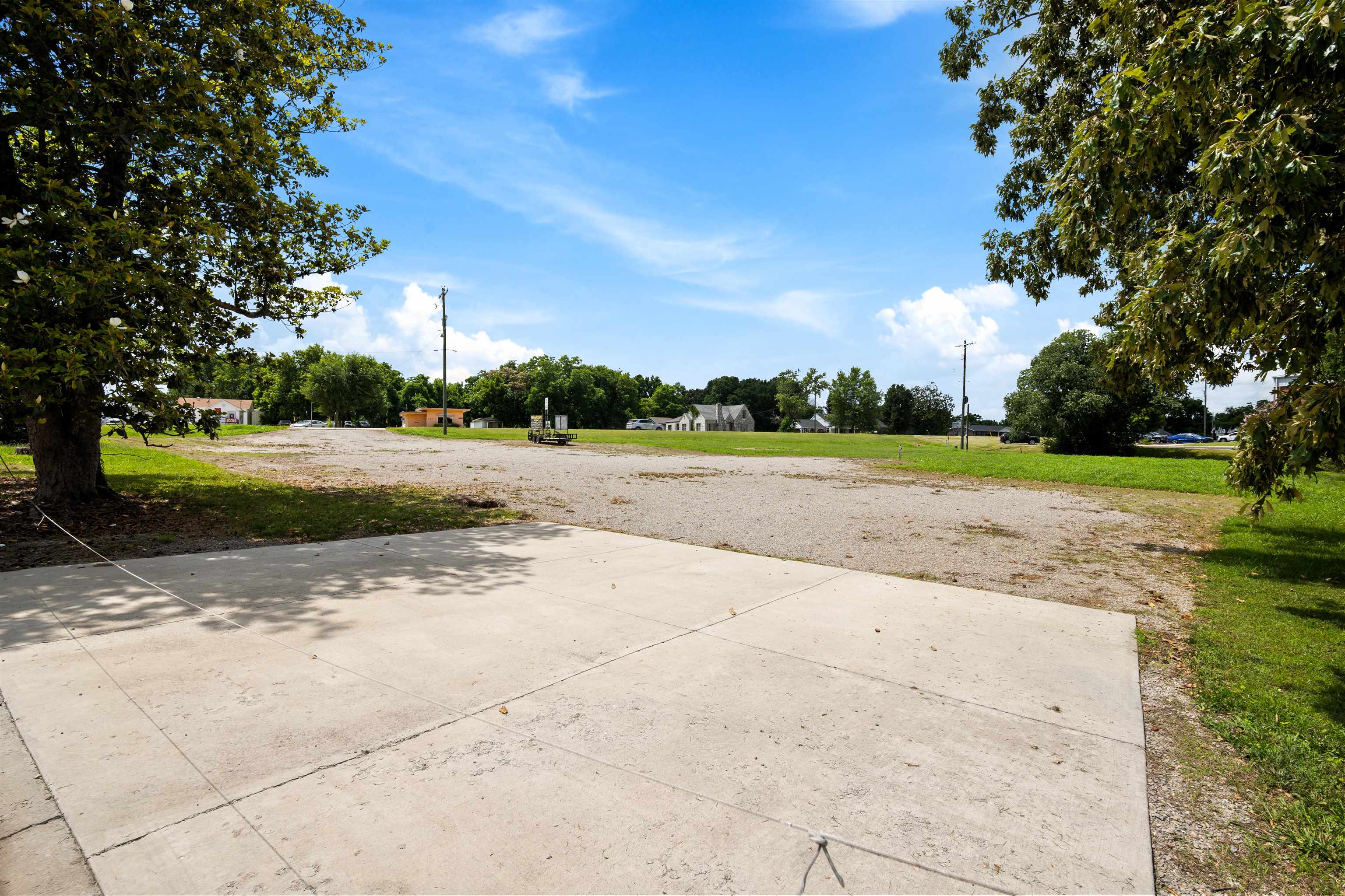 Ash Flat - Commercial Sale