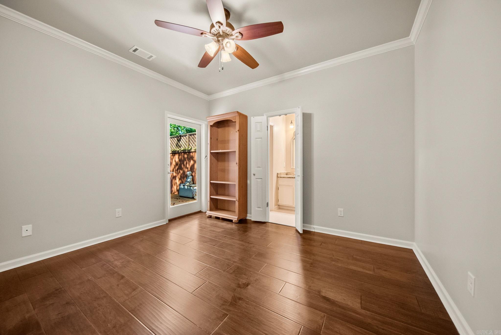 Sheraton Court Townhomes - Residential