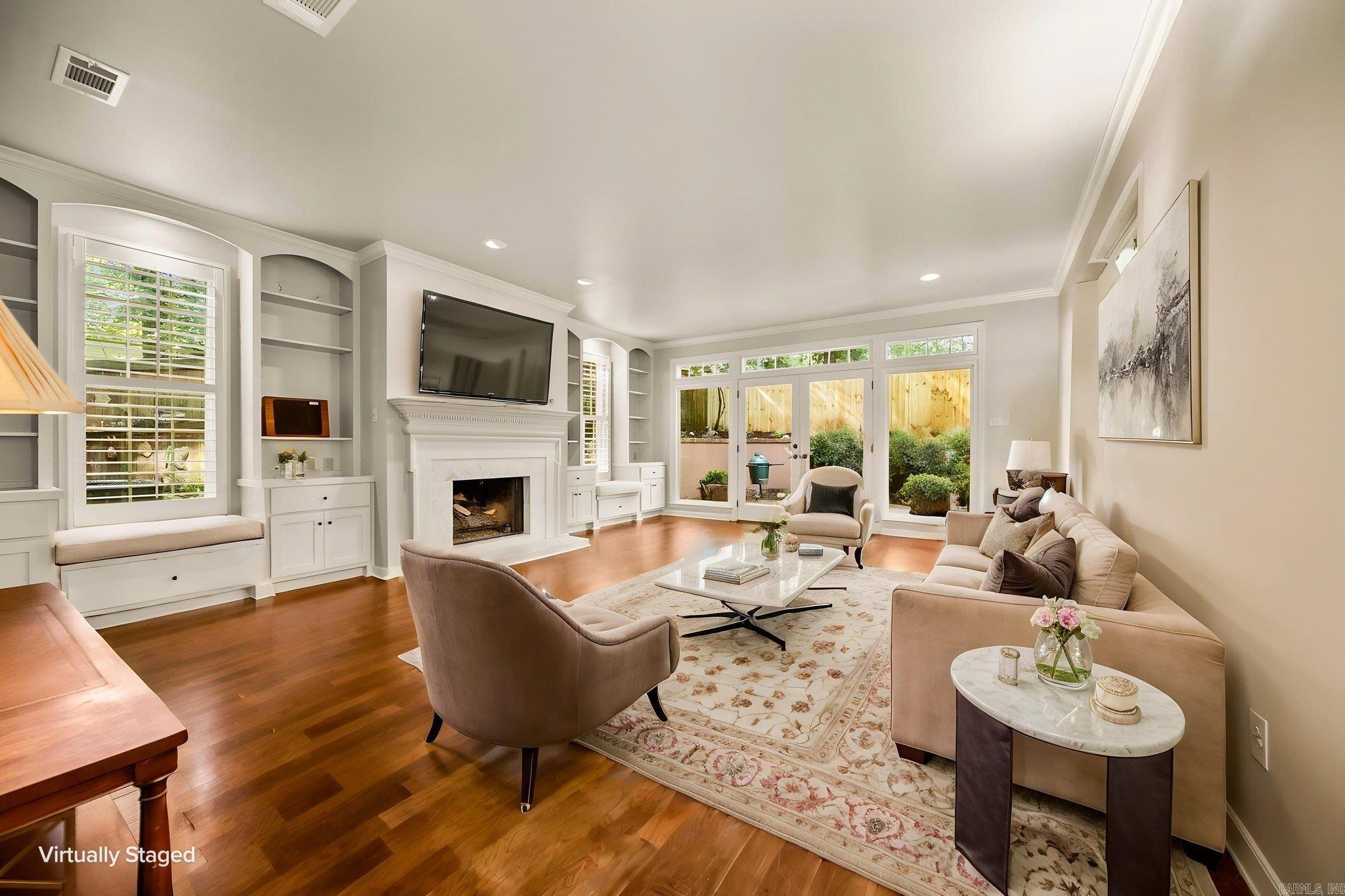 Sheraton Court Townhomes - Residential
