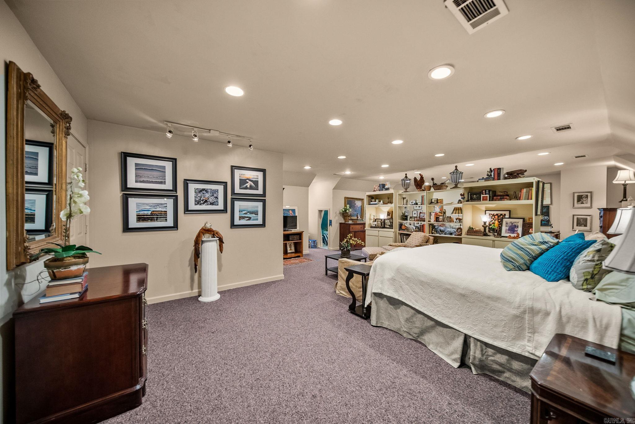 Sheraton Court Townhomes - Residential