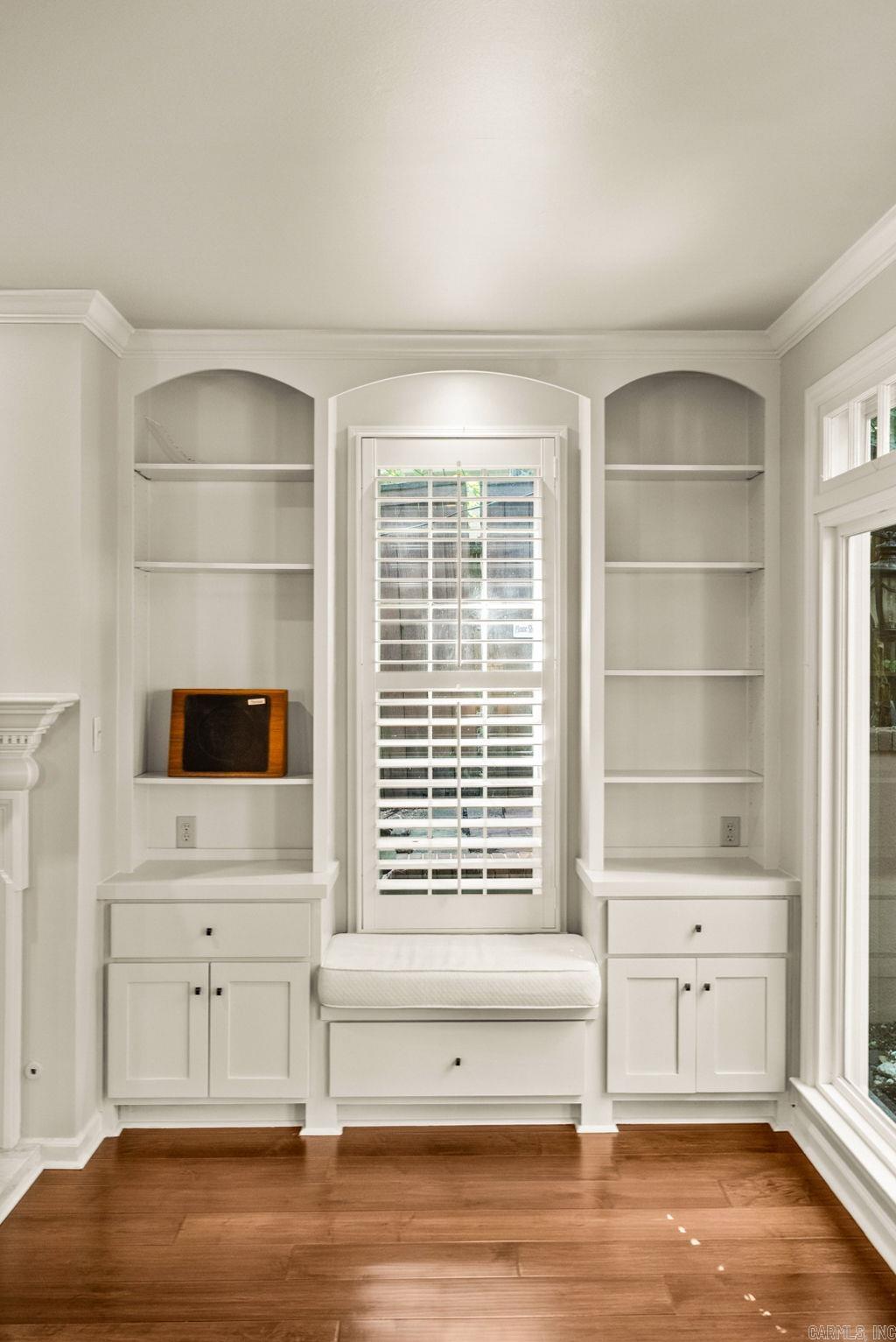 Sheraton Court Townhomes - Residential