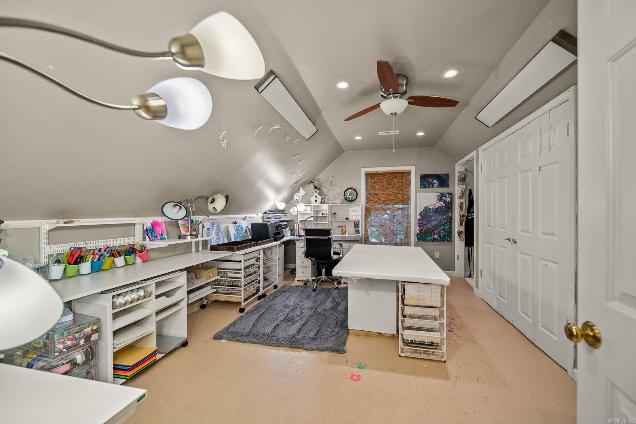 Sheraton Court Townhomes - Residential