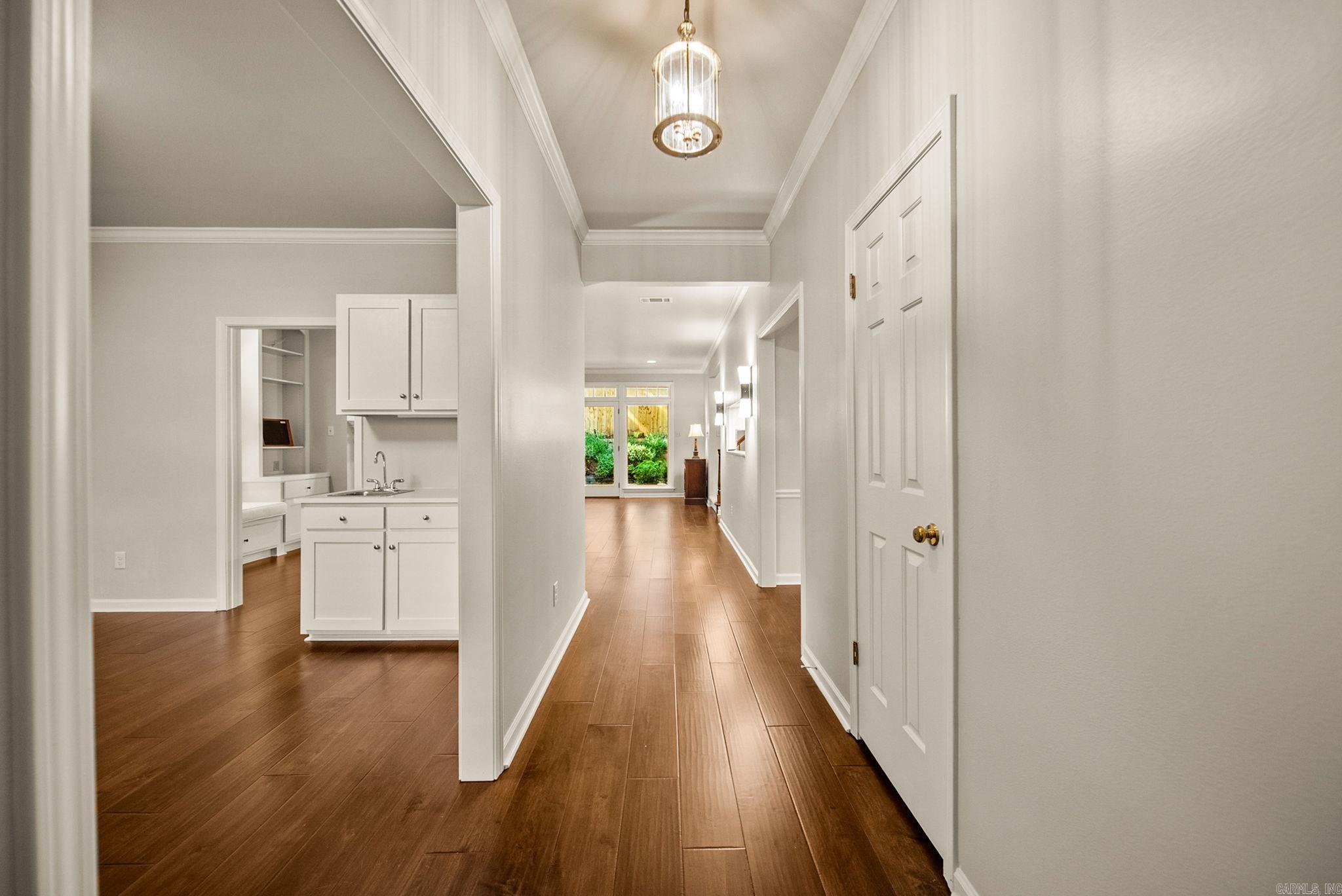 Sheraton Court Townhomes - Residential