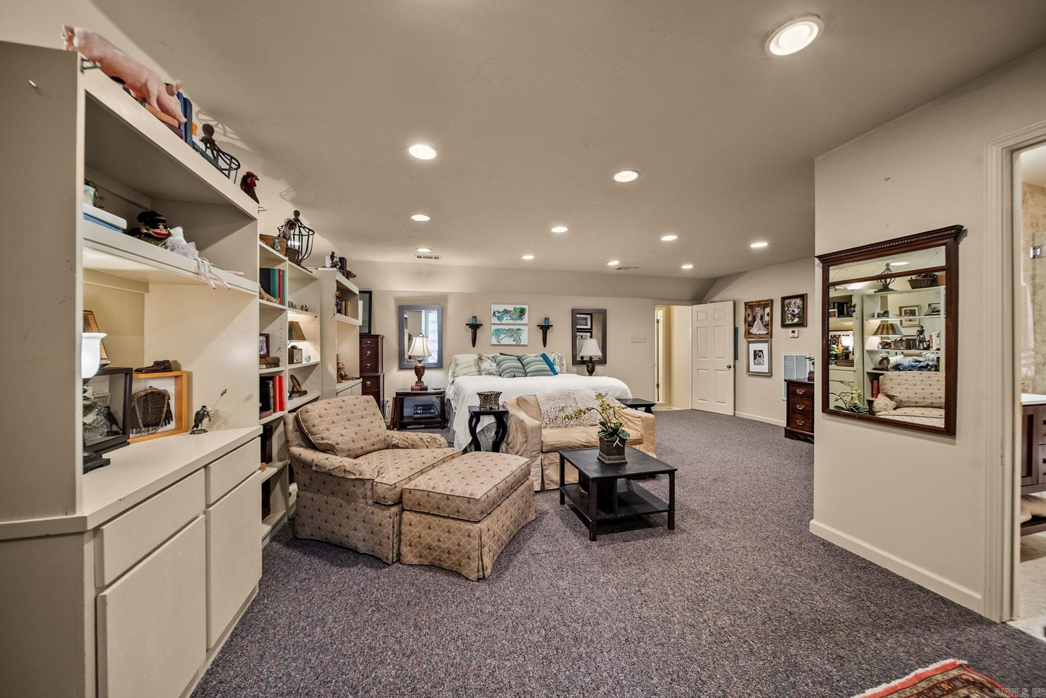 Sheraton Court Townhomes - Residential