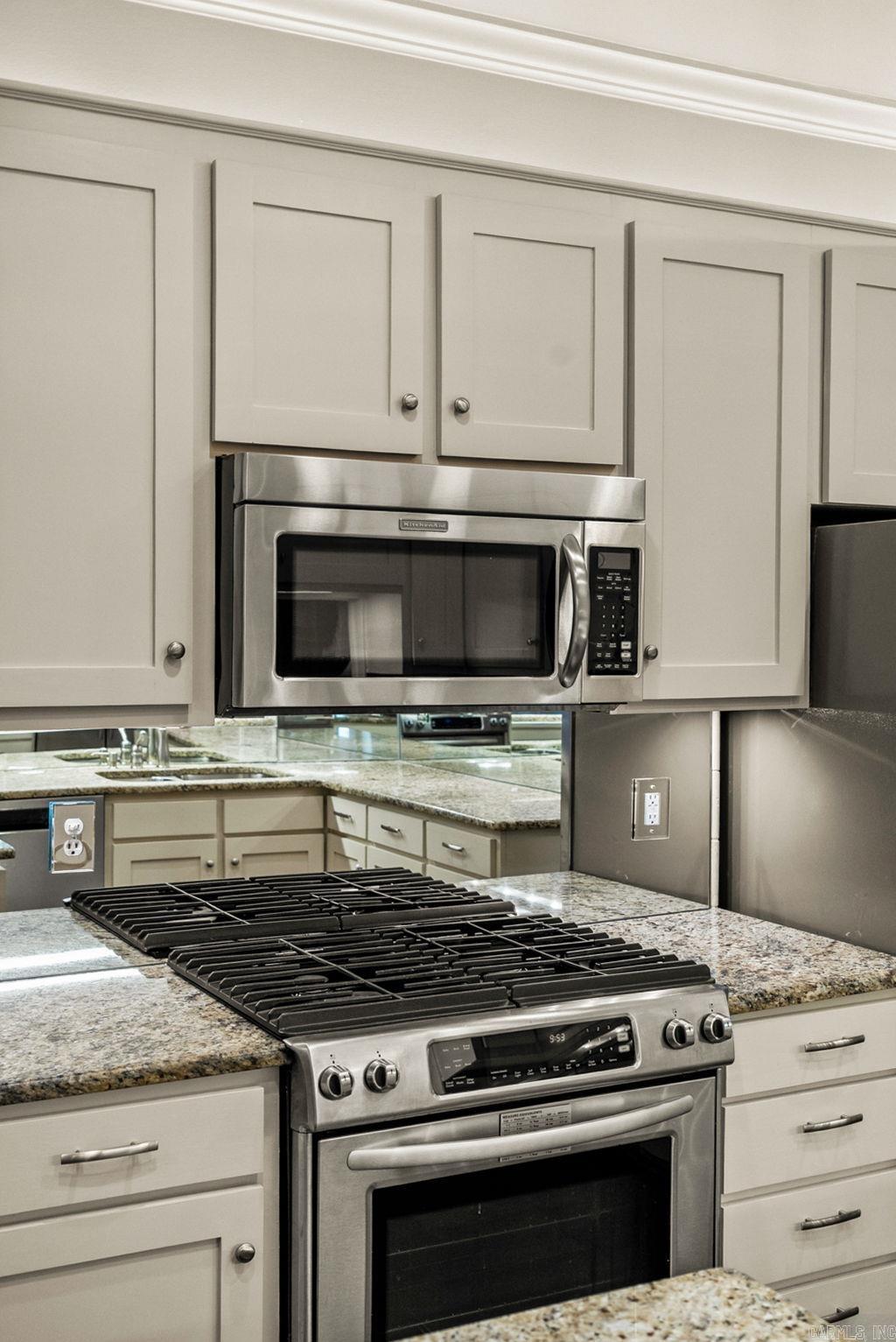 Sheraton Court Townhomes - Residential