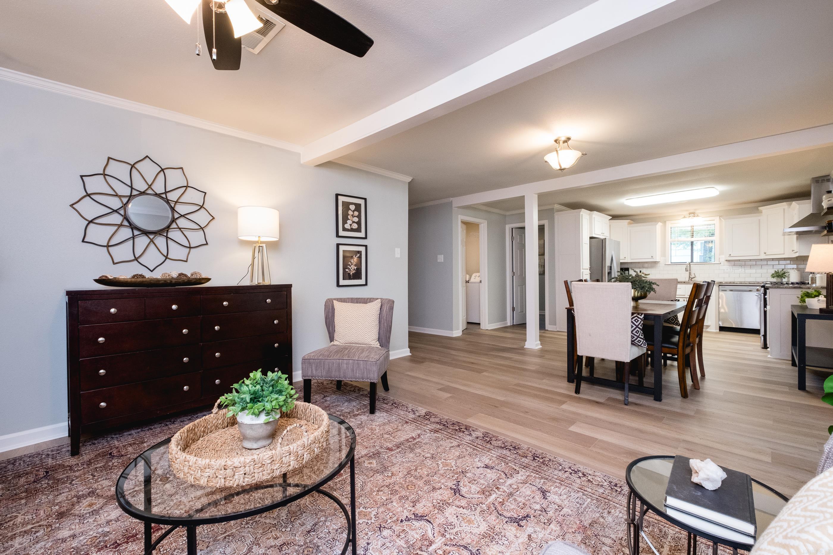 LINCOLN PARK - Residential
