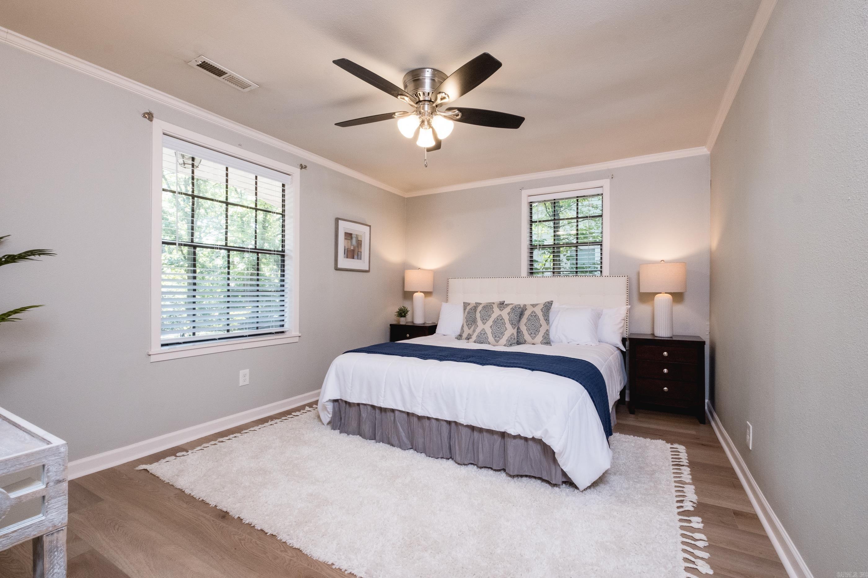 LINCOLN PARK - Residential