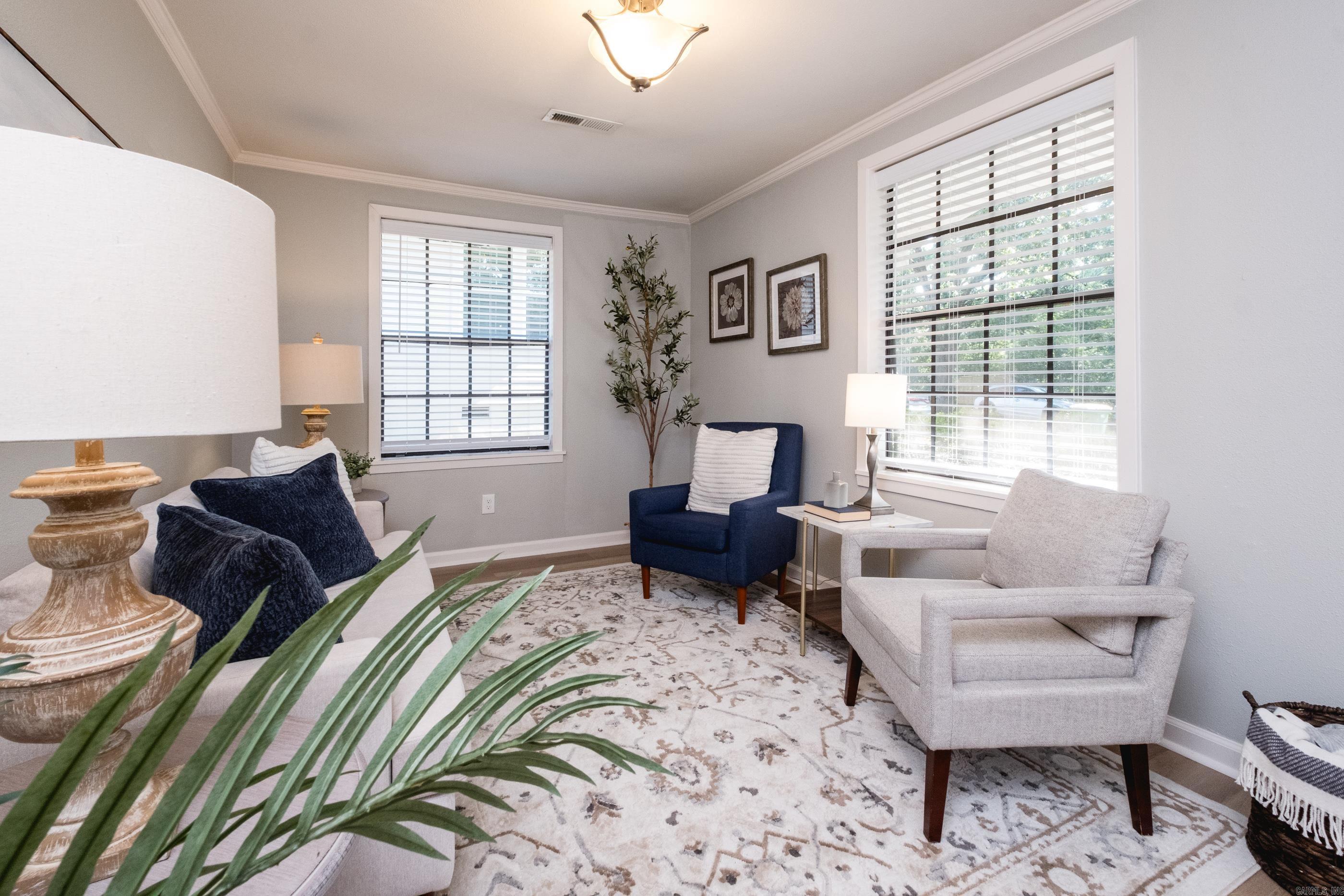 LINCOLN PARK - Residential