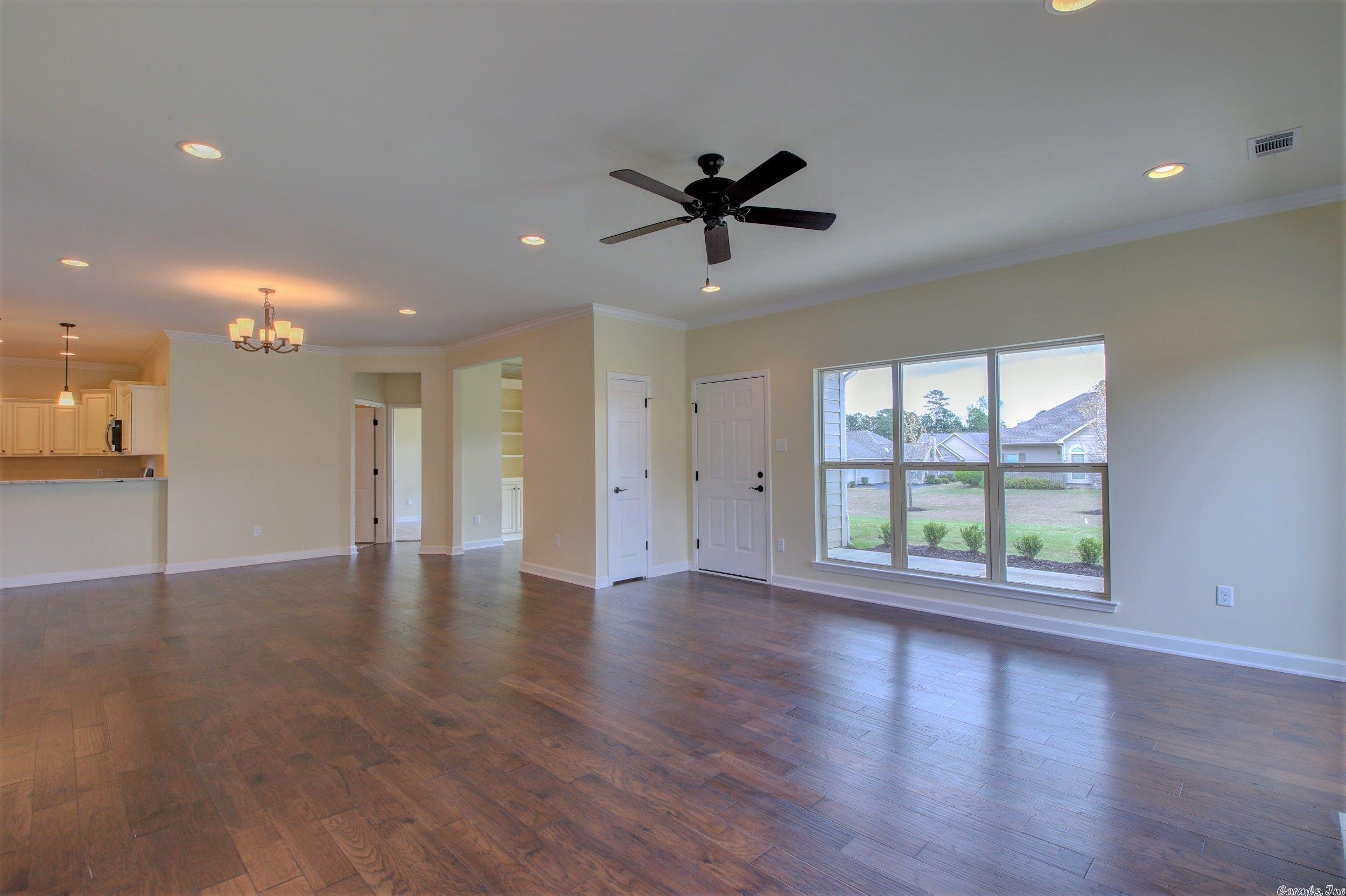 MOUNTAIN TERRACE ESTATES TOWNHOM - Residential