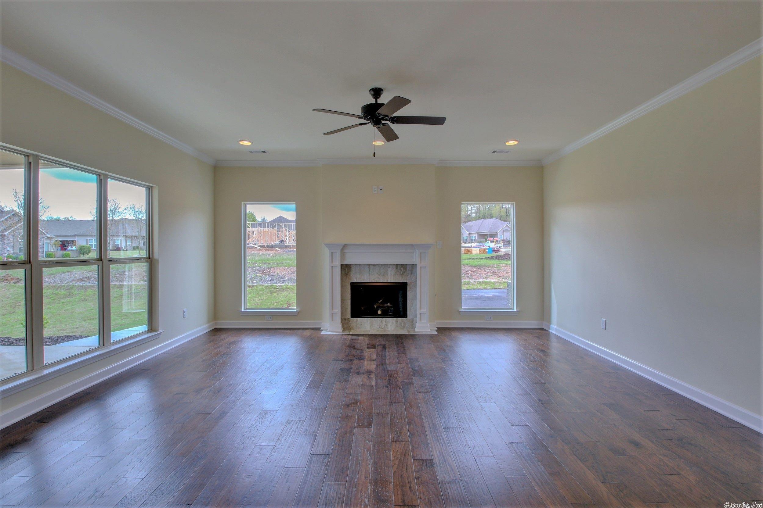 MOUNTAIN TERRACE ESTATES TOWNHOM - Residential